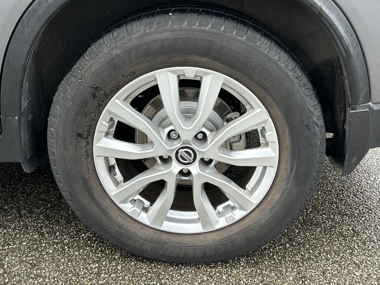 2017 Nissan Rogue in North Vancouver, British Columbia