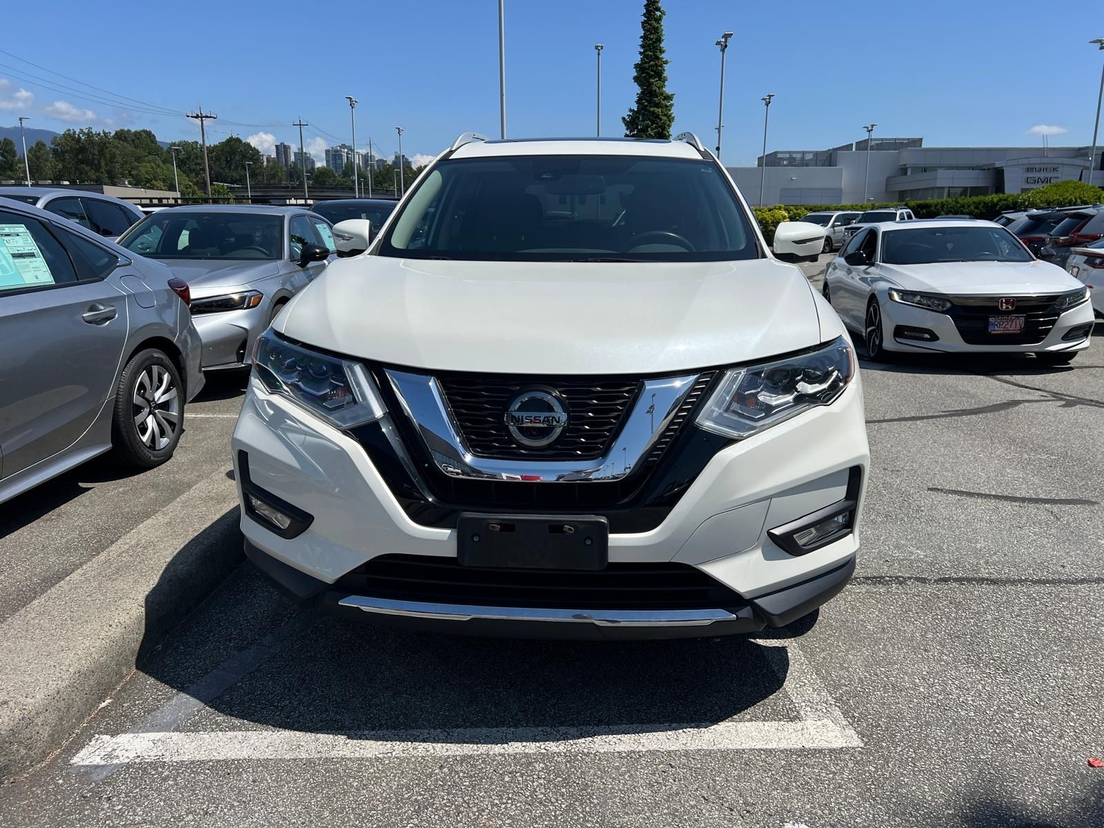 2018 Nissan Rogue in North Vancouver, British Columbia