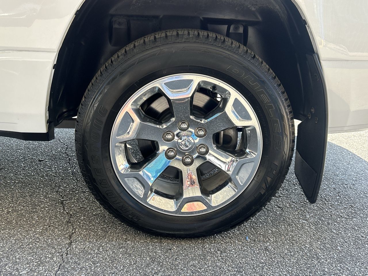 2019 Ram RAM 1500 Crew Cab 4x4 (dt) in North Vancouver, British Columbia