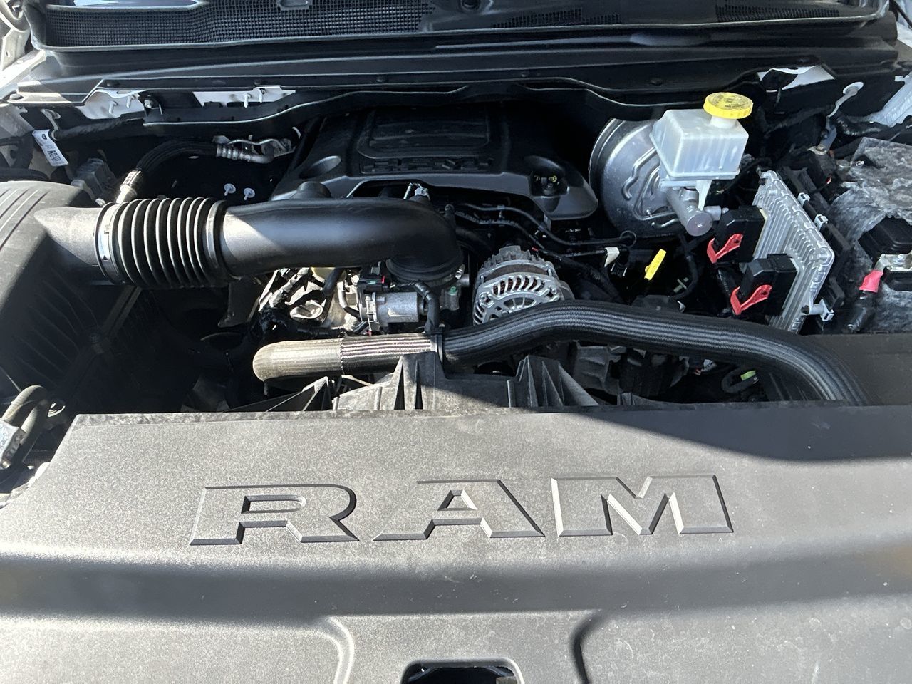 2019 Ram RAM 1500 Crew Cab 4x4 (dt) in North Vancouver, British Columbia