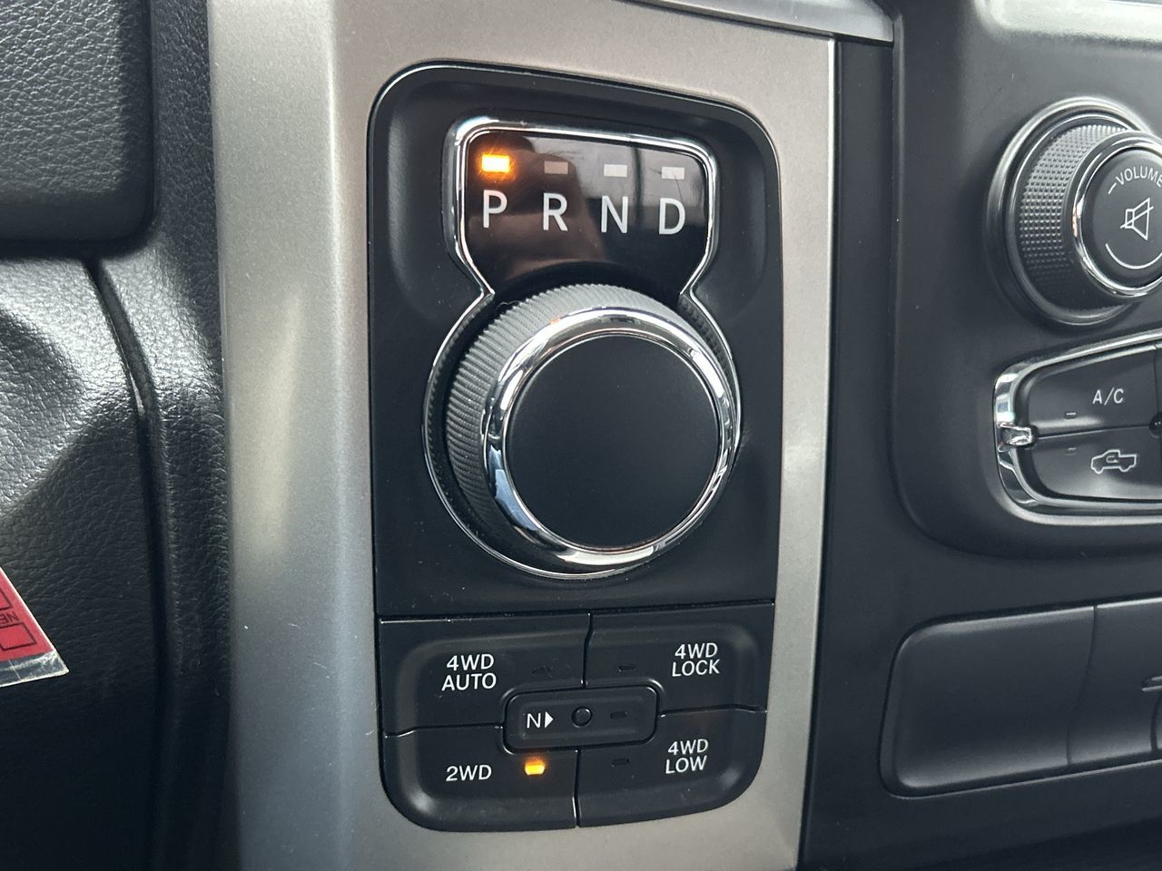 2017 Ram RAM 1500 Crew Cab 4x4 in North Vancouver, British Columbia