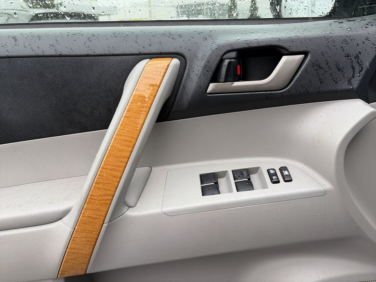 2010  Highlander Hybrid