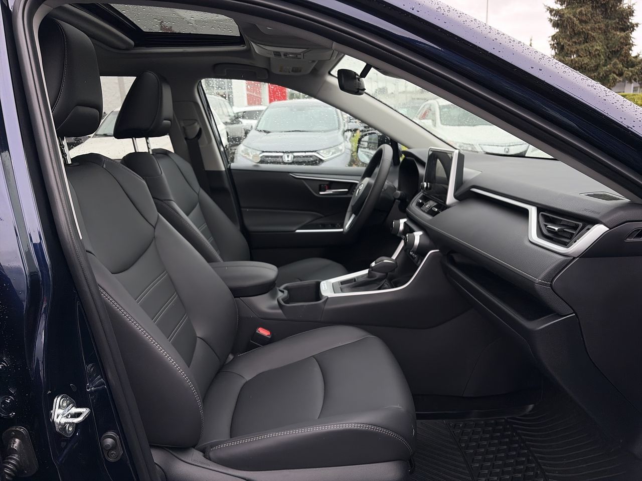2025  RAV4 XLE AWD