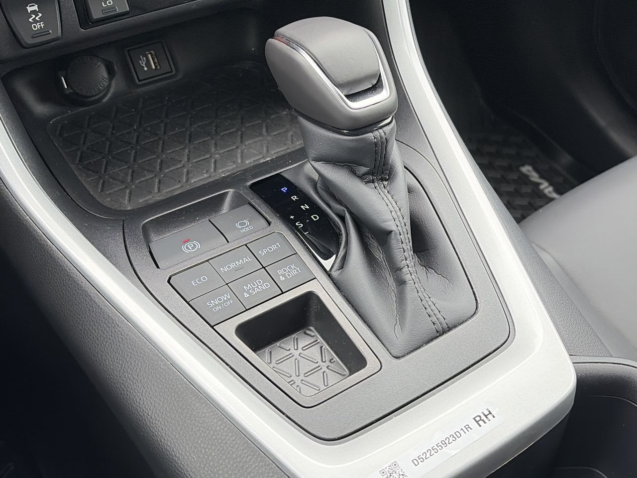 2025  RAV4 XLE AWD