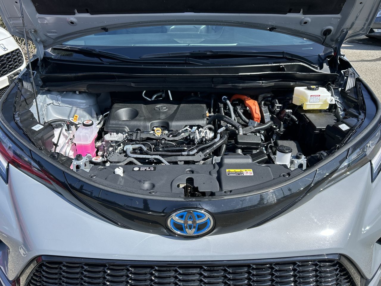2025 Toyota Sienna Hybrid in North Vancouver, British Columbia
