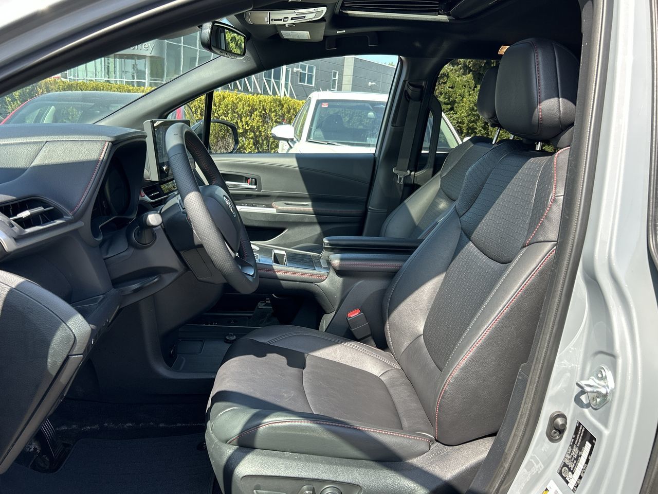 2025 Toyota Sienna Hybrid in North Vancouver, British Columbia