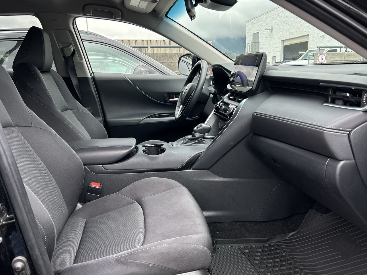 2024 Toyota VENZA HYBRID in North Vancouver, British Columbia