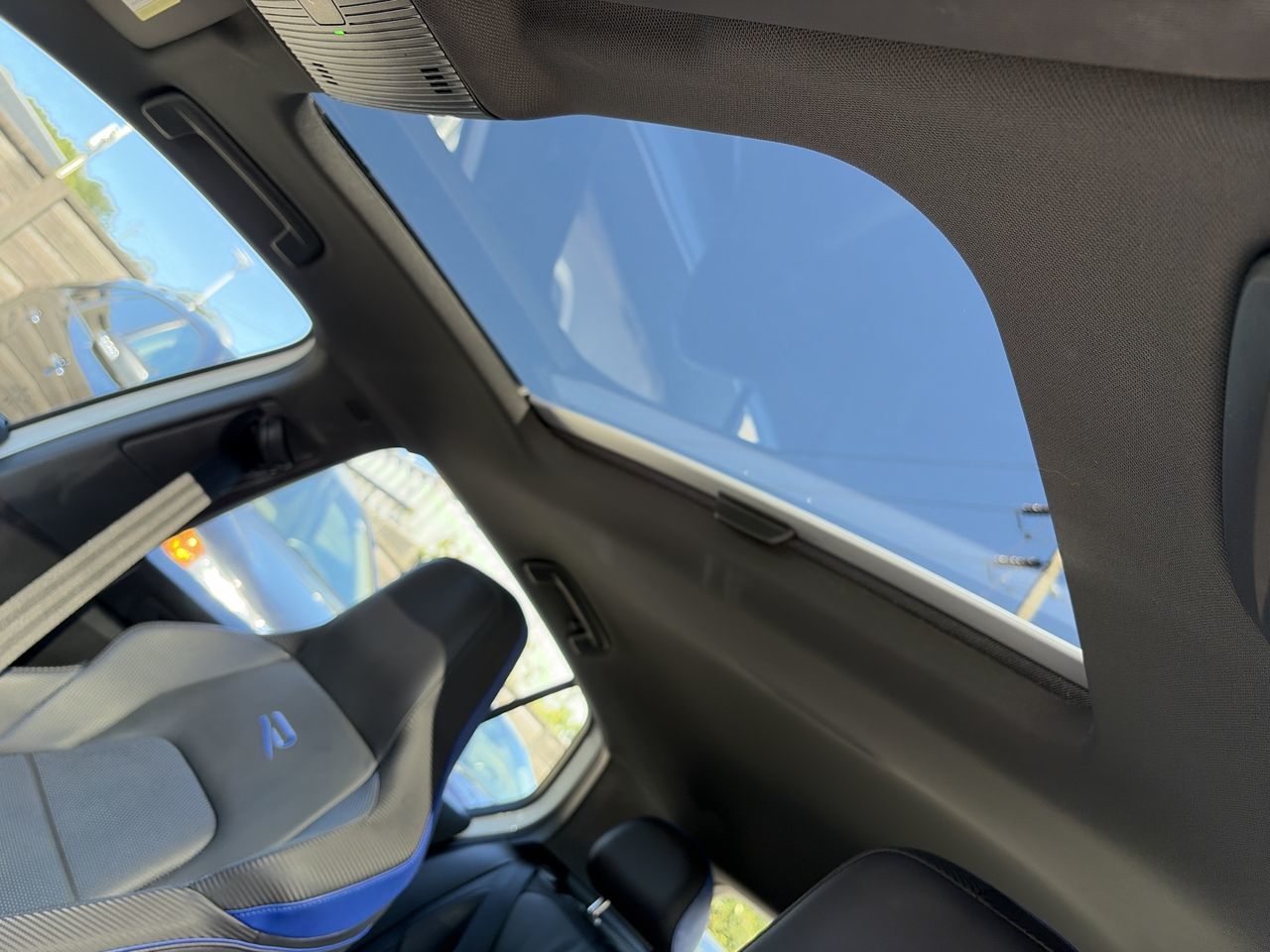 2023 Volkswagen GOLF R