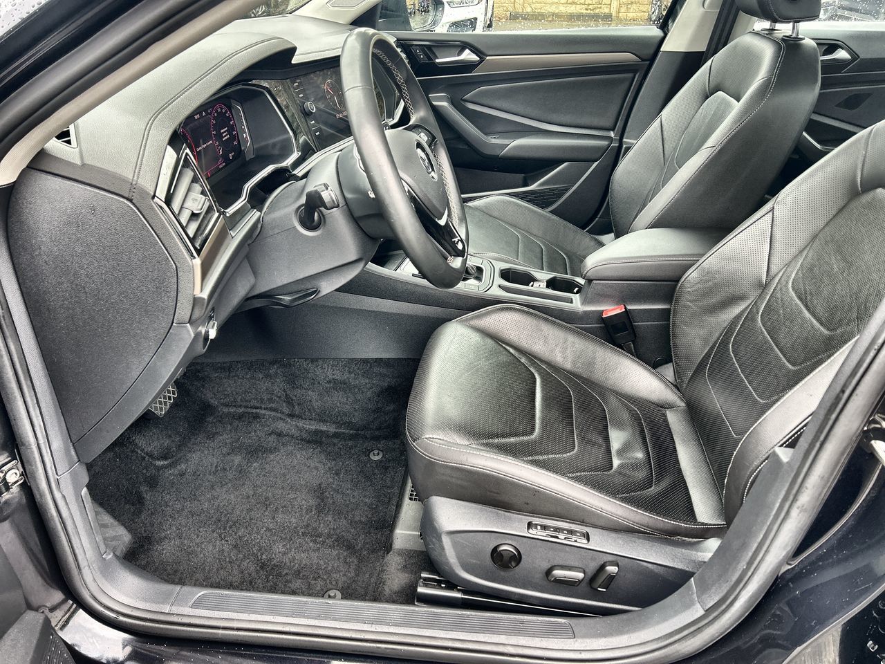 Volkswagen Jetta  2021 à North Vancouver, Colombie-Britannique