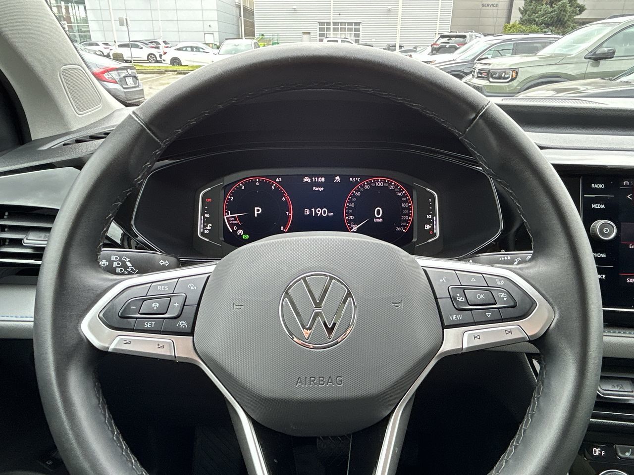 Volkswagen Taos  2024 à North Vancouver, Colombie-Britannique