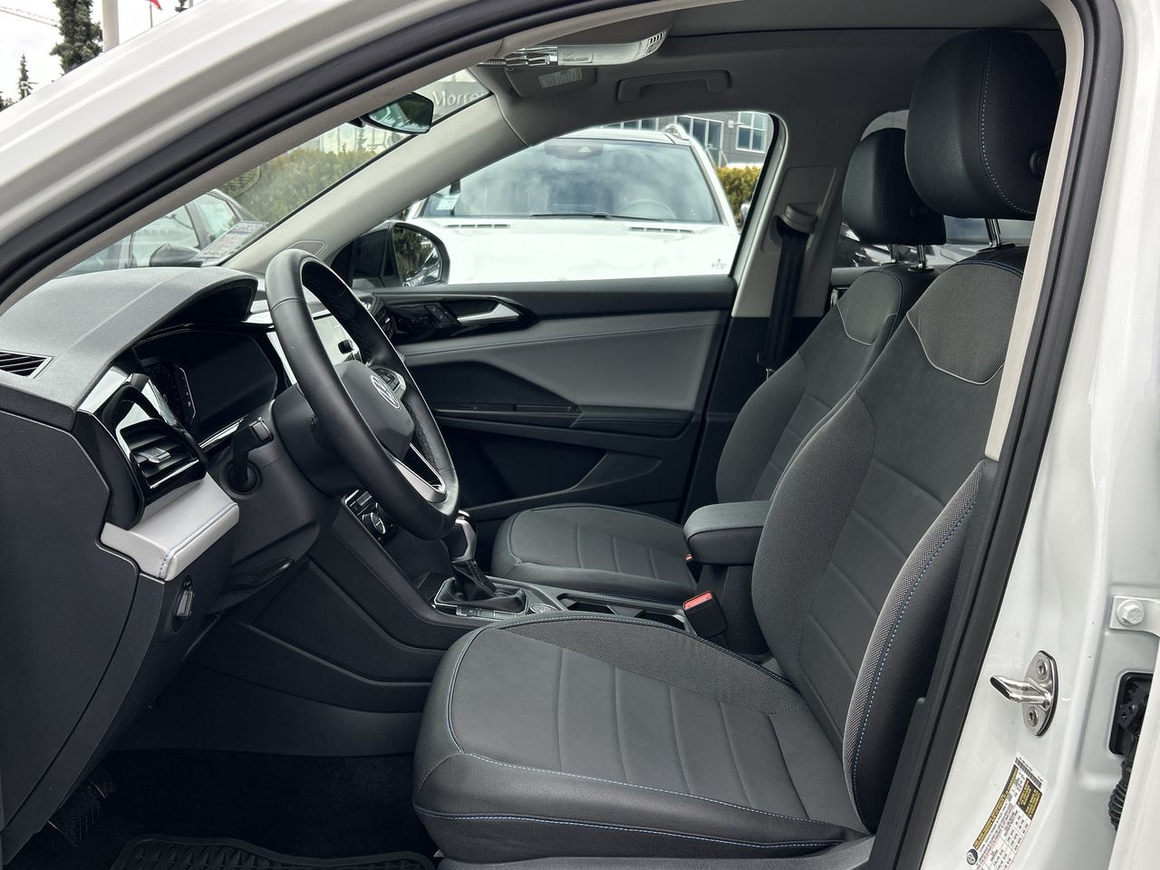 Volkswagen Taos  2024 à North Vancouver, Colombie-Britannique