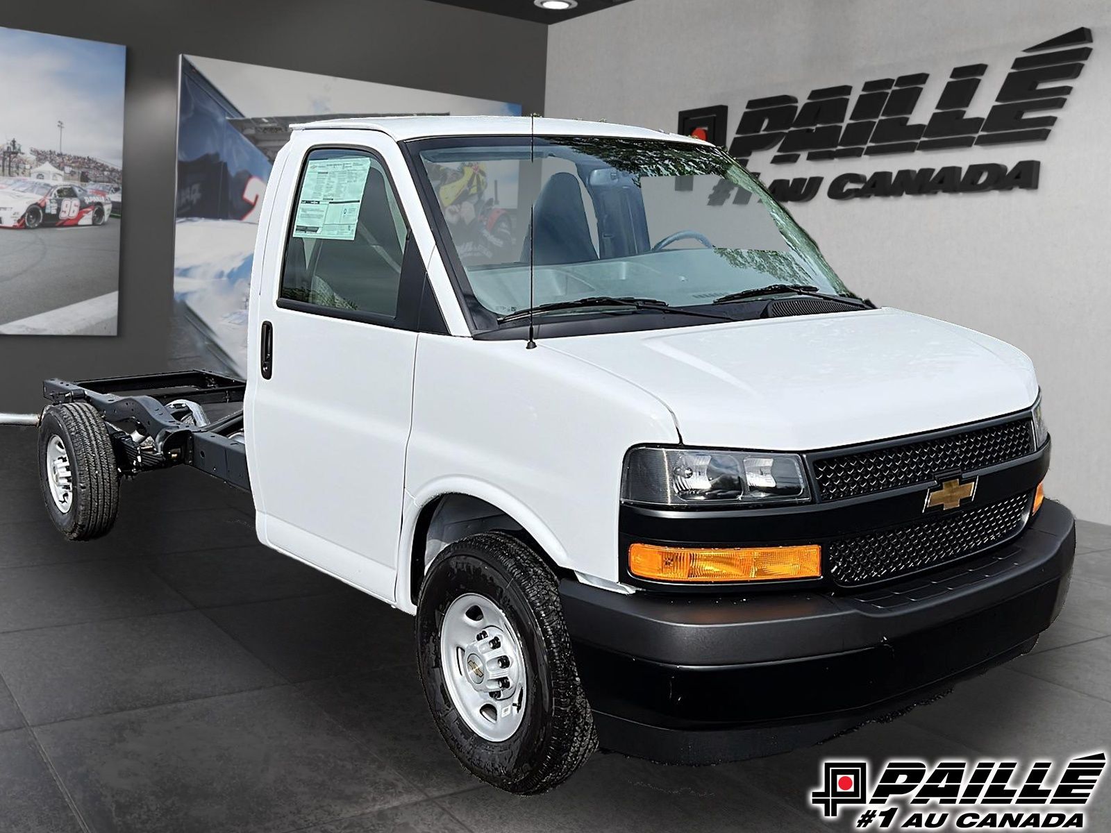 Chevrolet Express Cutaway 3500  2025 à Sorel-Tracy, Québec
