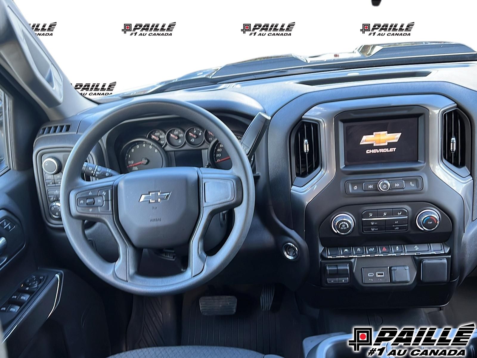 Chevrolet SILVERADO 1500 CUSTOM TB 4RM  2026 à Sorel-Tracy, Québec
