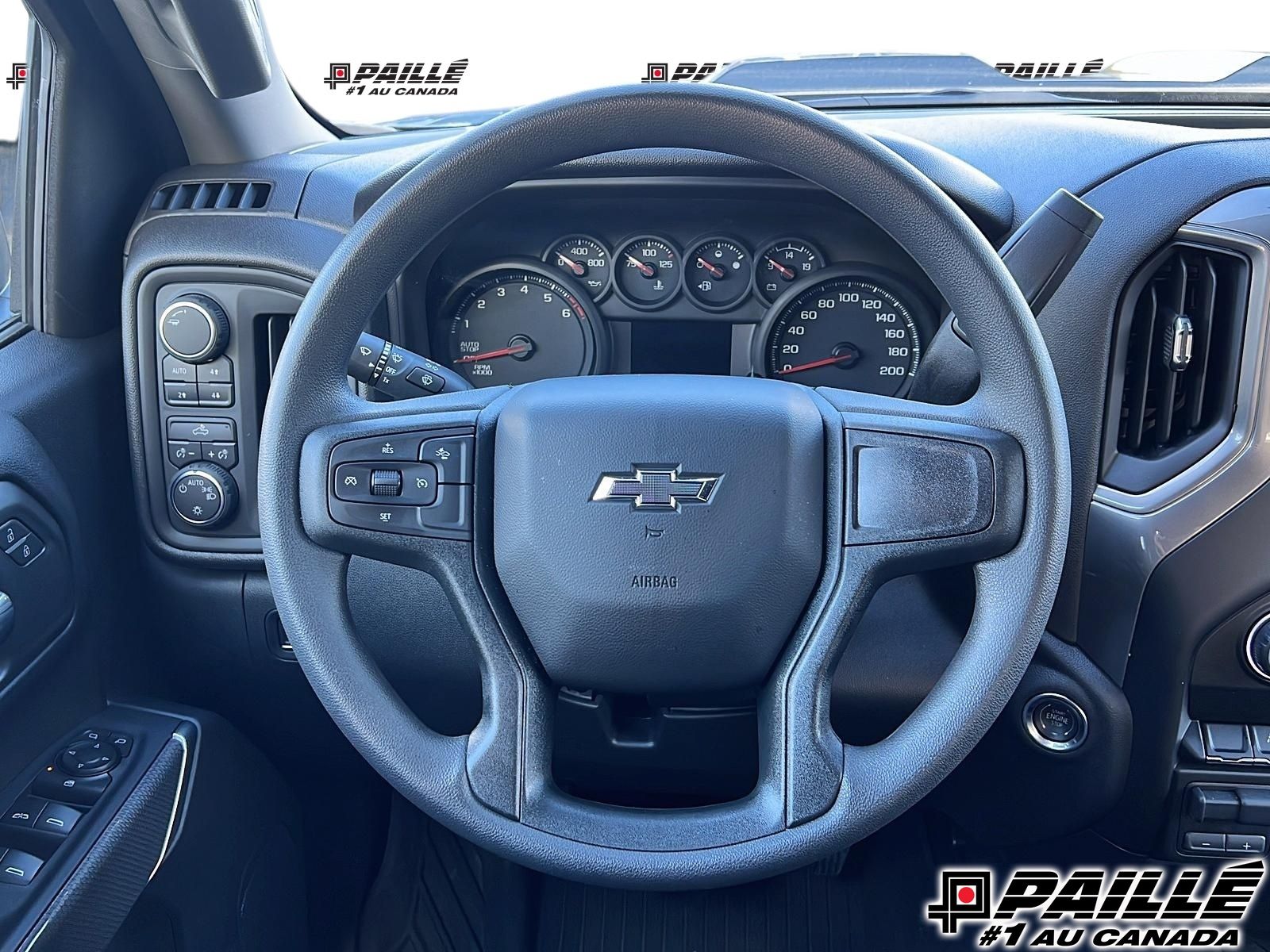 Chevrolet SILVERADO 1500 CUSTOM TB 4RM  2026 à Sorel-Tracy, Québec