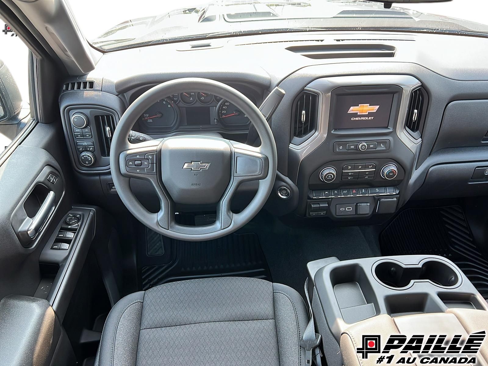 2026 Chevrolet SILVERADO 1500 CUSTOM TB 4RM in Berthierville, Quebec
