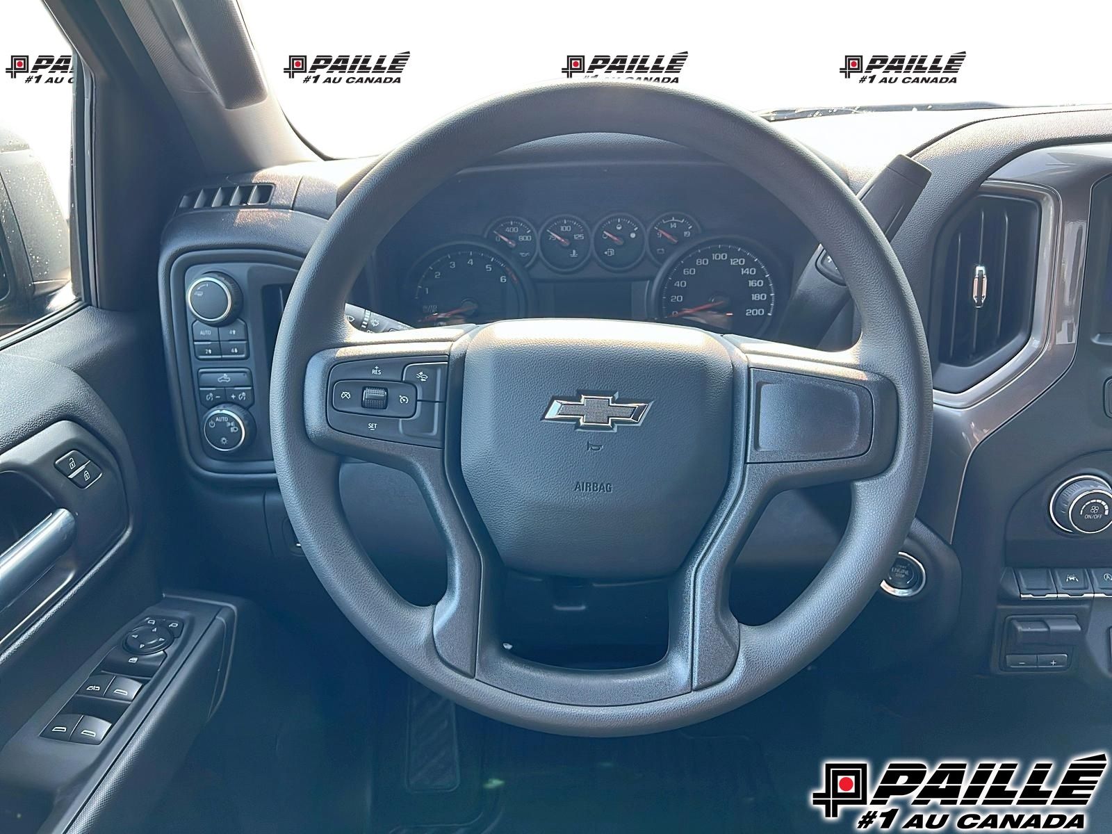 2026 Chevrolet SILVERADO 1500 CUSTOM TB 4RM in Berthierville, Quebec