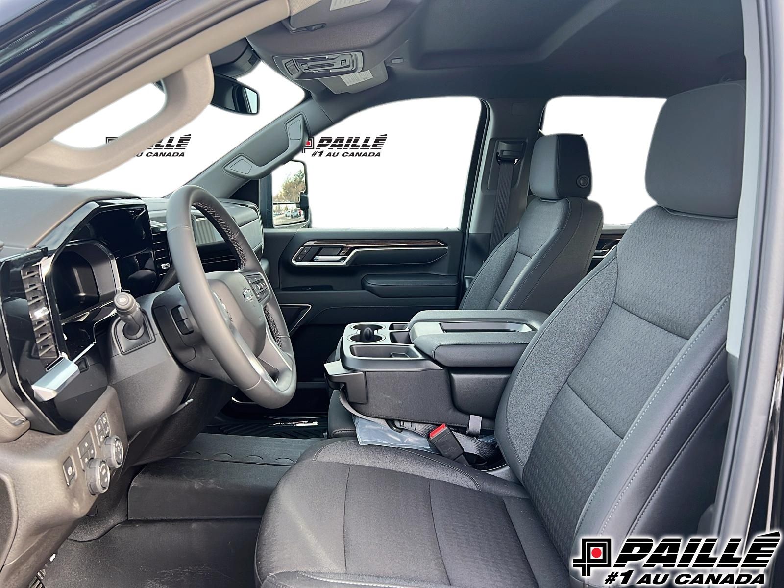 Chevrolet SILVERADO 2500 4RM LT CREW  2026 à Berthierville, Québec