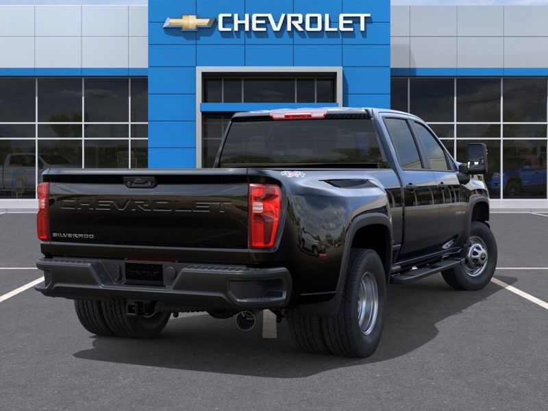 2026 Chevrolet SILVERADO 3500 DRW 4RM WT CREW in Berthierville, Quebec