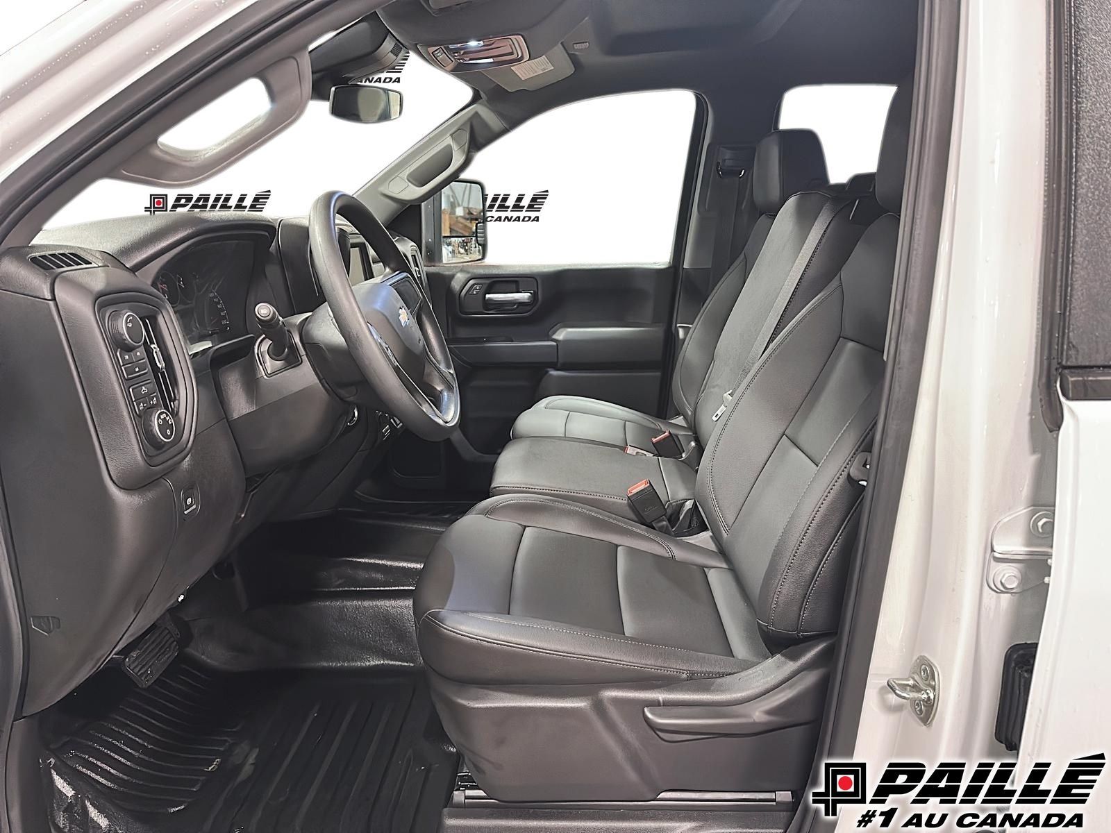 2026 Chevrolet Silverado 3500 HD in Berthierville, Quebec