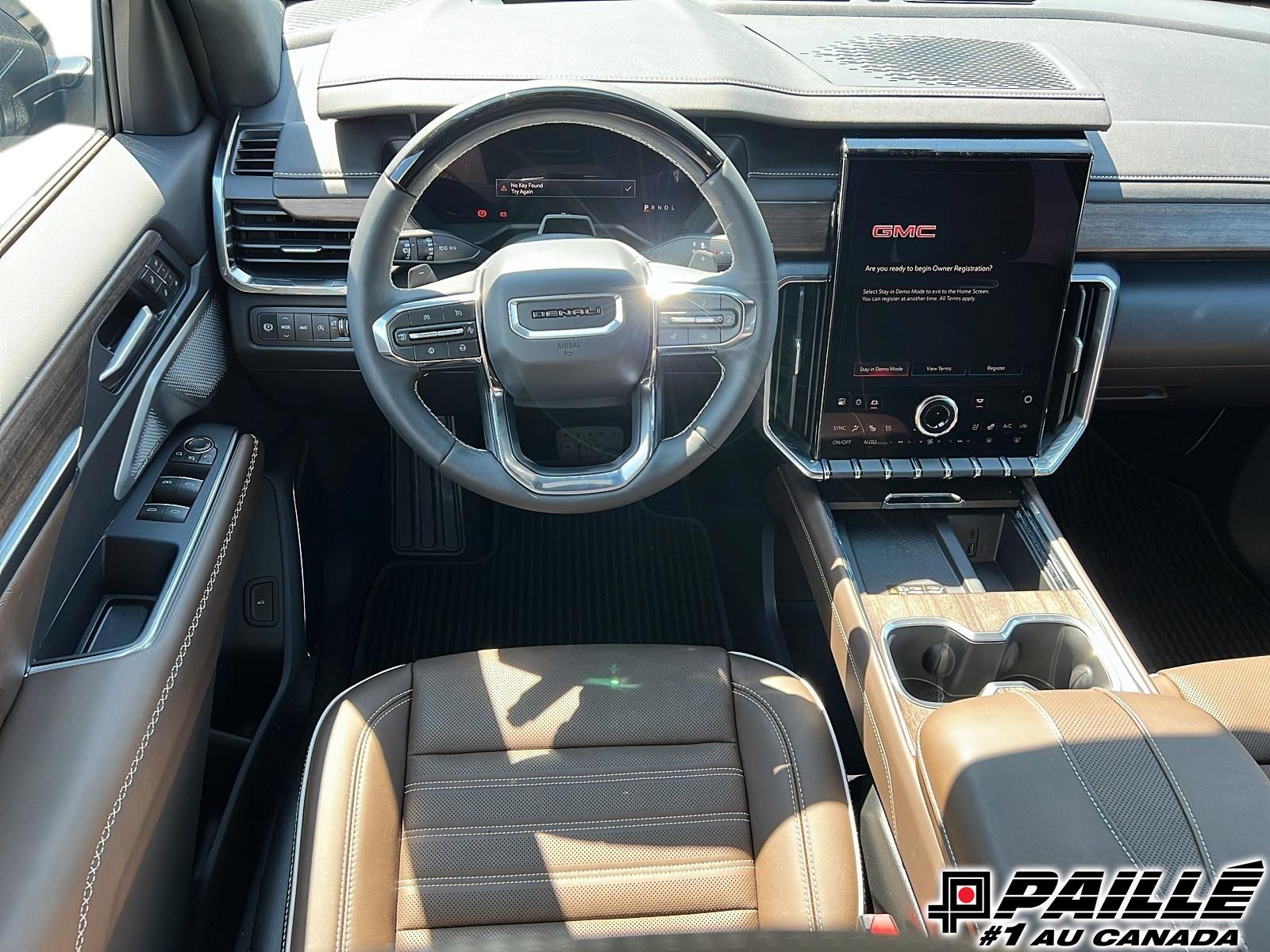2027 GMC Acadia in Berthierville, Quebec