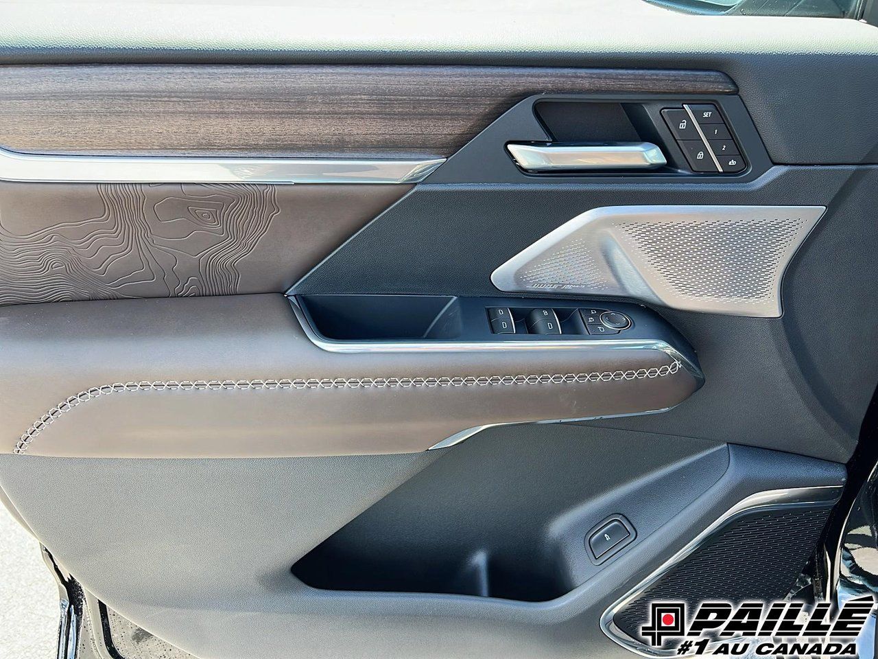 2027 GMC Acadia in Berthierville, Quebec