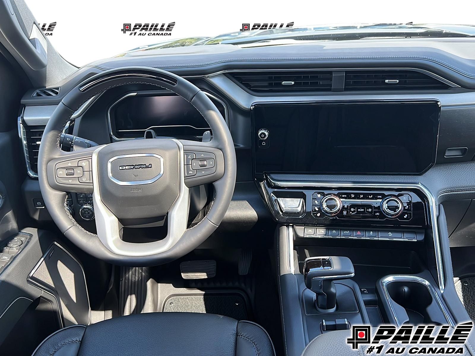 GMC SIERRA 1500 DENALI CREW 4WD  2025 à Berthierville, Québec