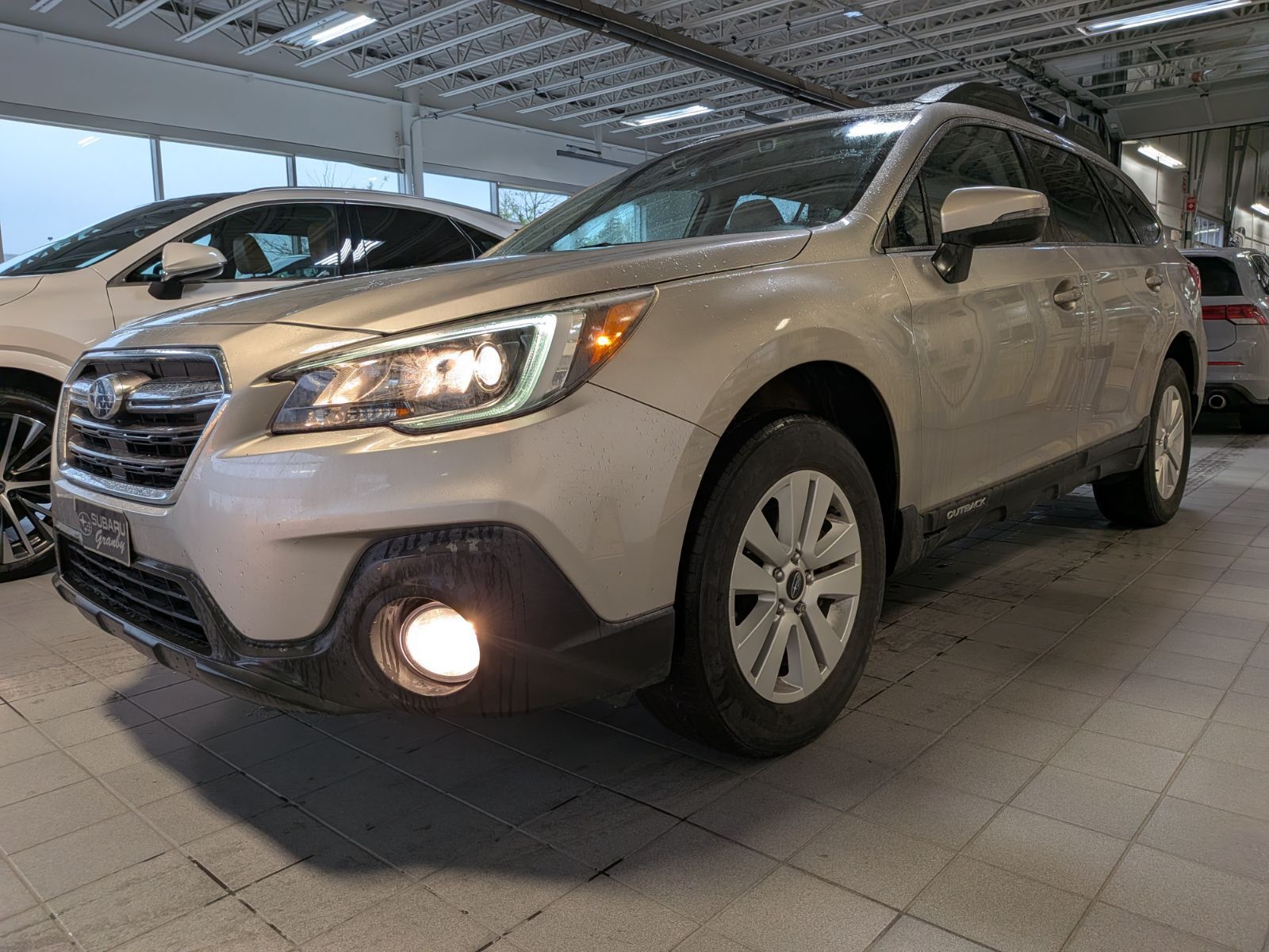2018 Subaru Outback Touring