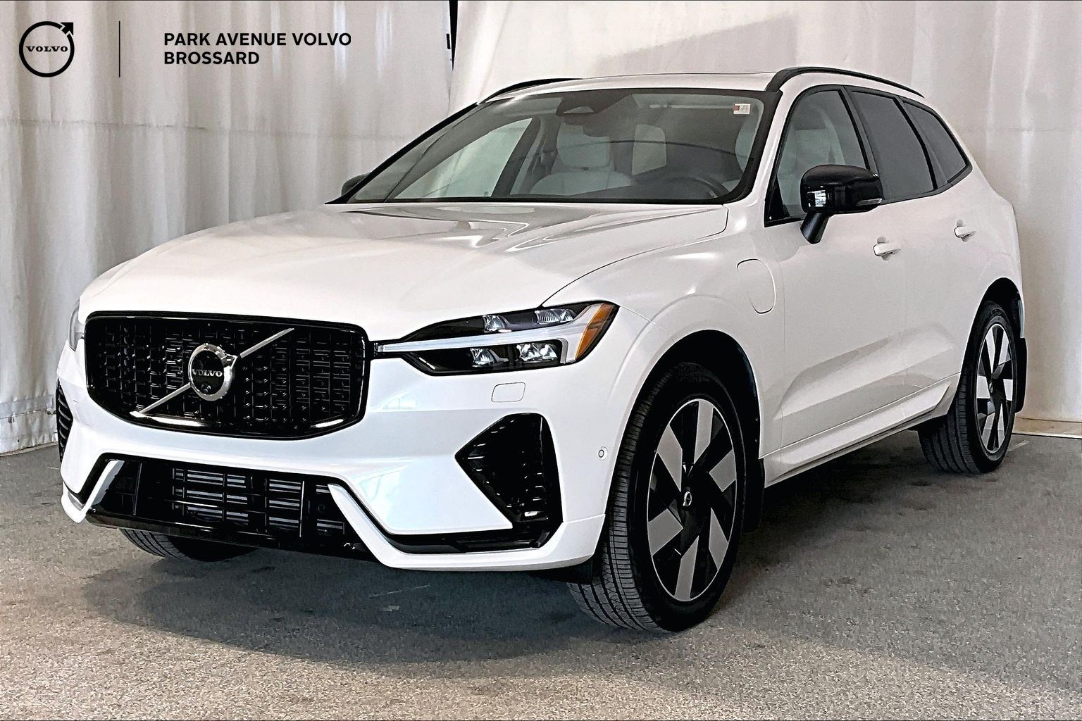 2025 Volvo XC60 Plug-In Hybrid