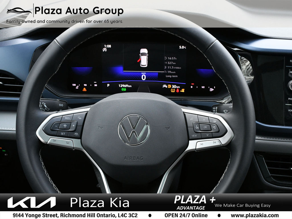 2024 Volkswagen Taos Comfortline Pano Roof|Carplay|Blind Spot Assist|Low Kms|