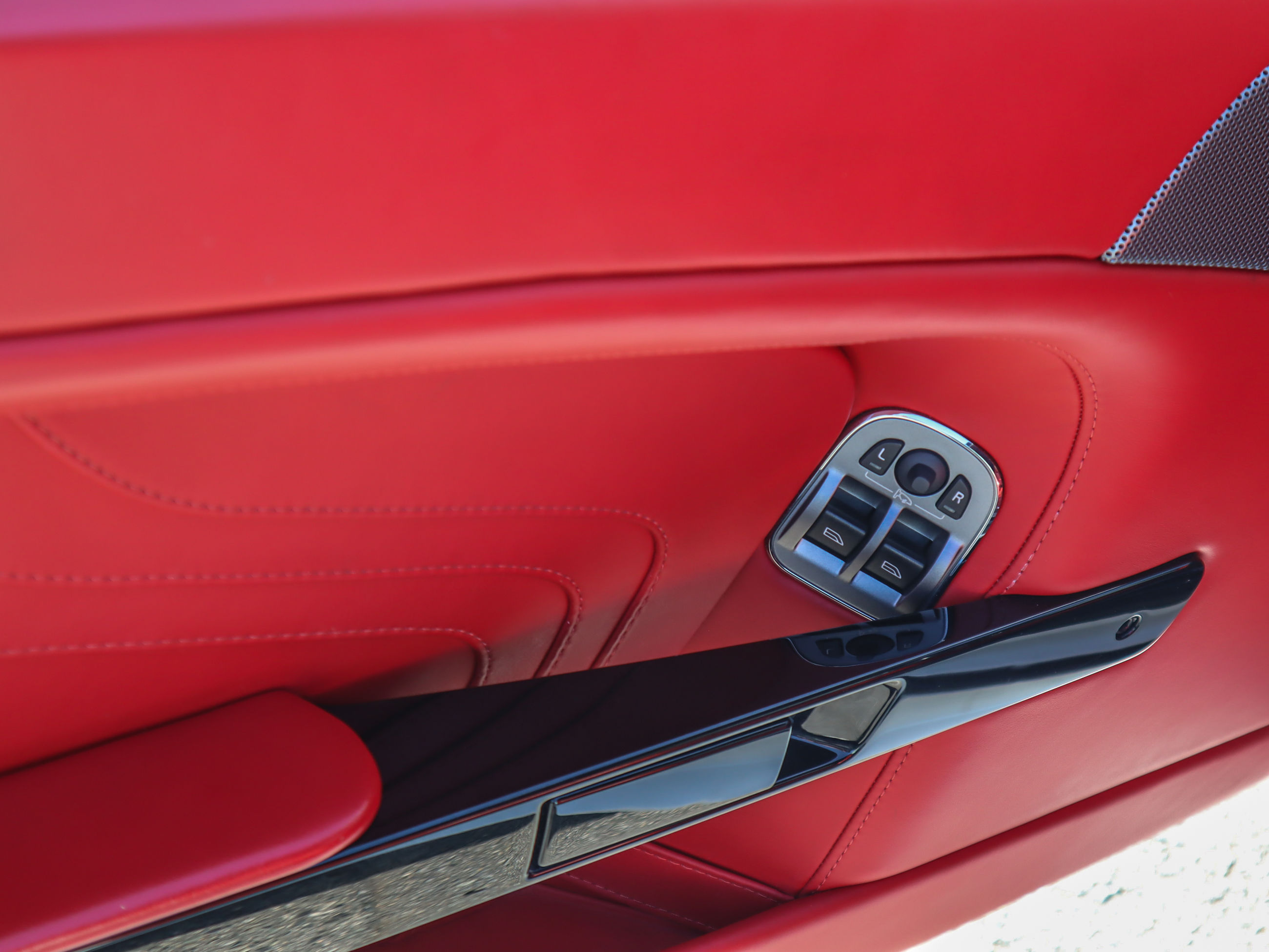 2014 Aston Martin V8 Vantage S