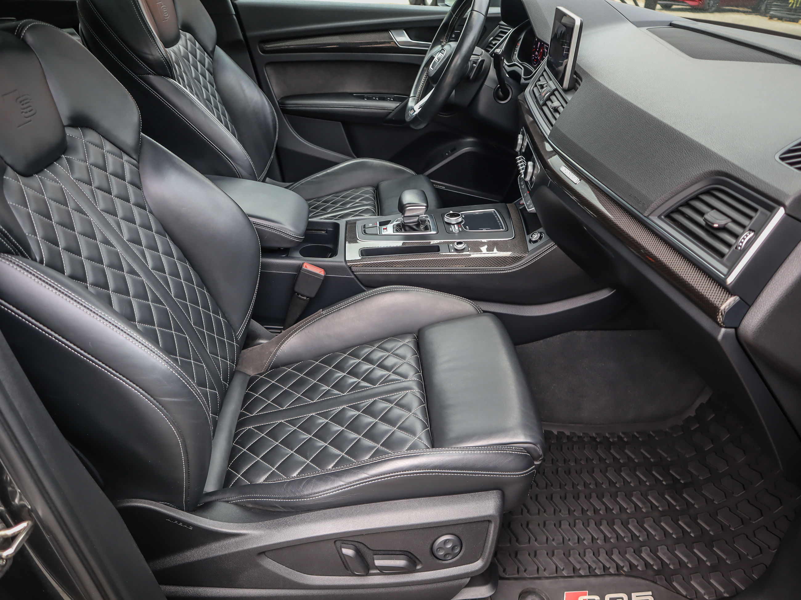 Audi SQ5  2018 à Vancouver, Colombie-Britannique
