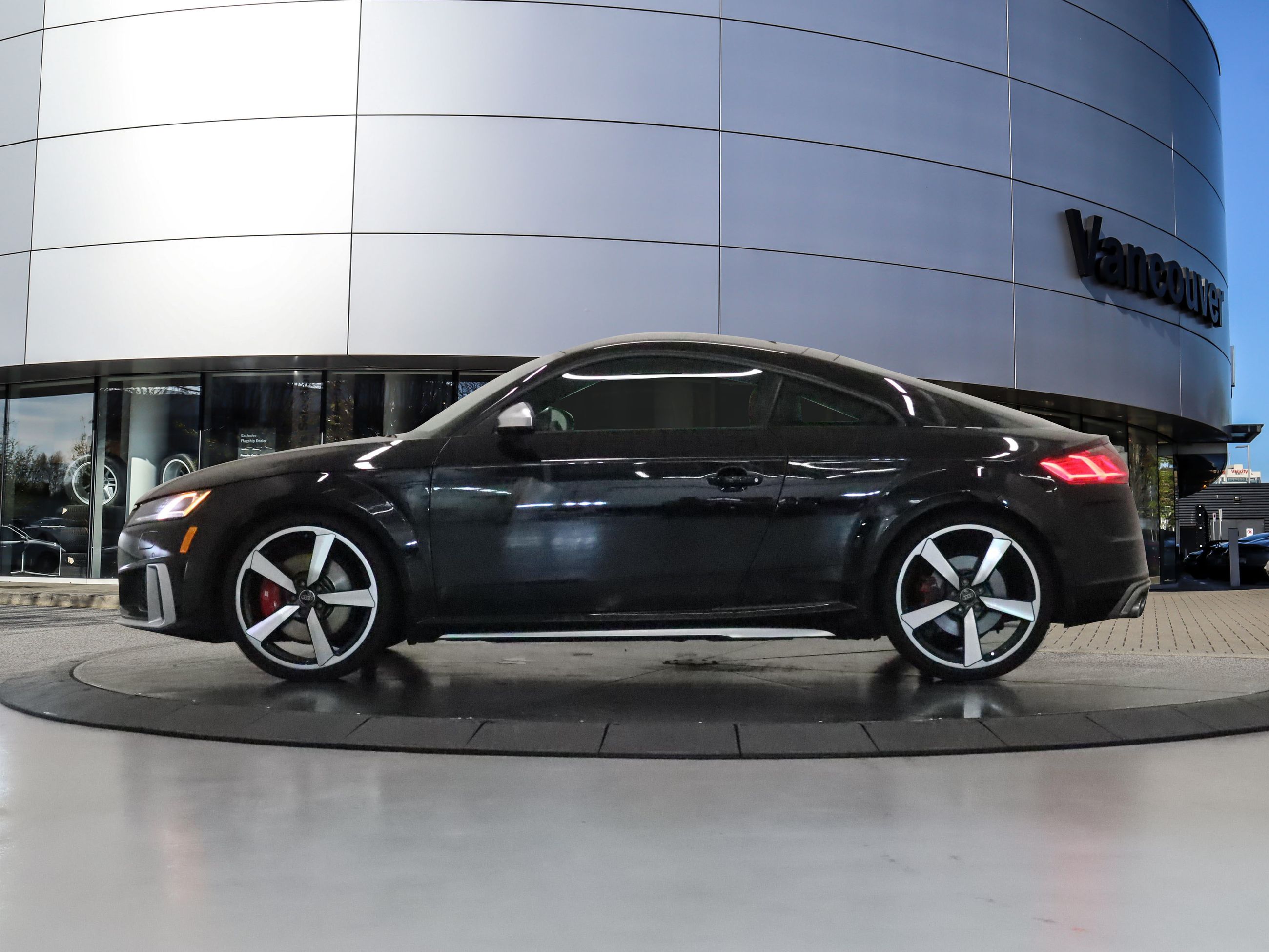 Audi TTS  2020 à Vancouver, Colombie-Britannique