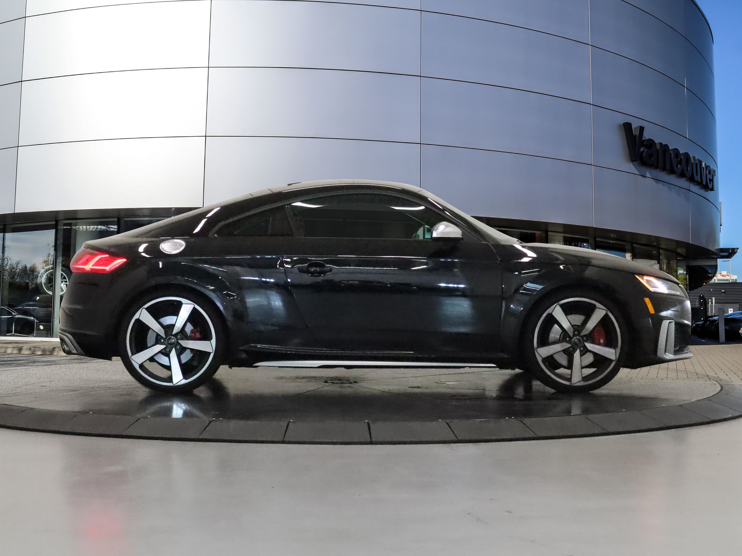 Audi TTS  2020 à Vancouver, Colombie-Britannique