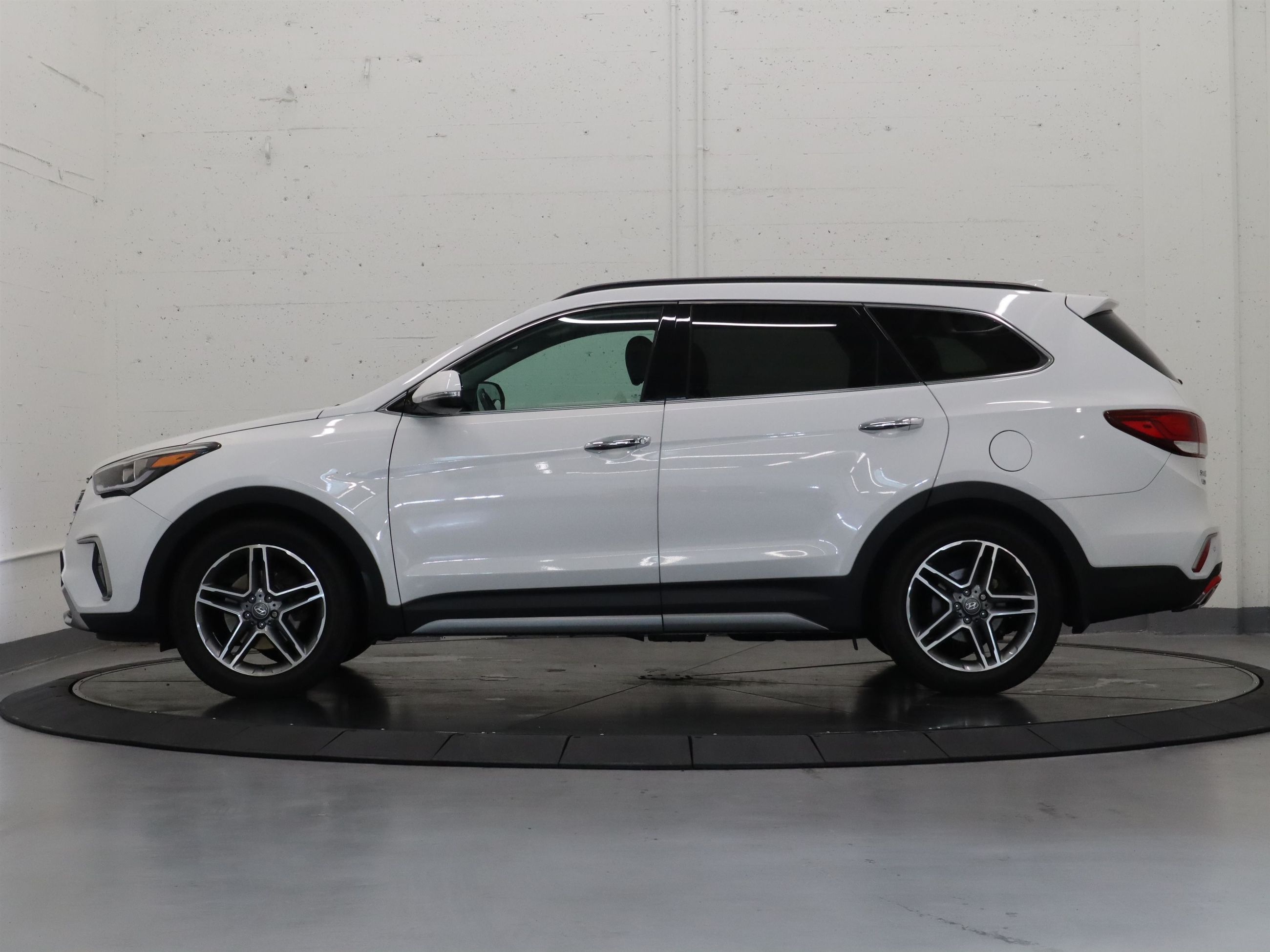 Hyundai Santa Fe XL  2017 à Vancouver, Colombie-Britannique