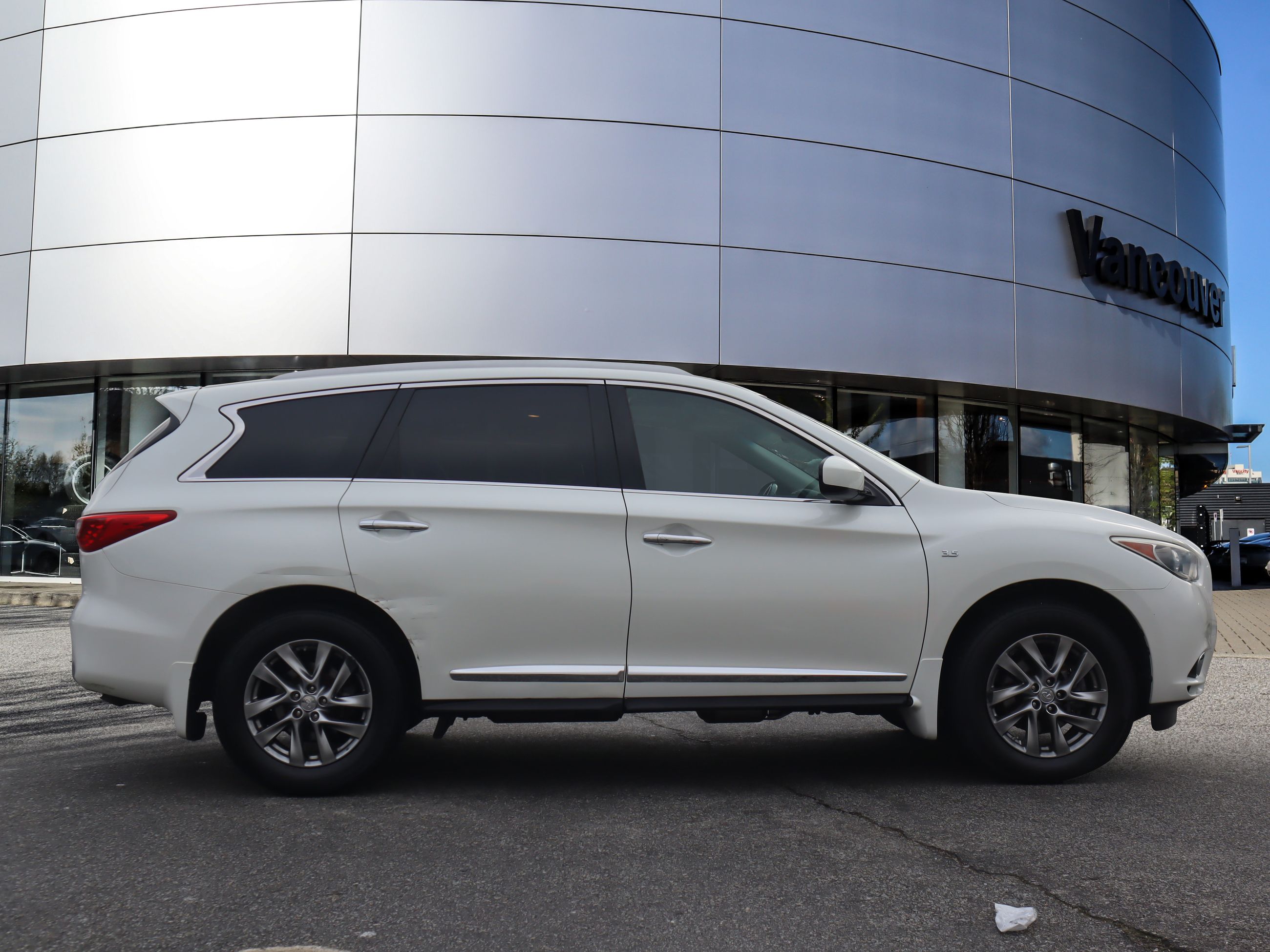Infiniti QX60  2015 à Vancouver, Colombie-Britannique