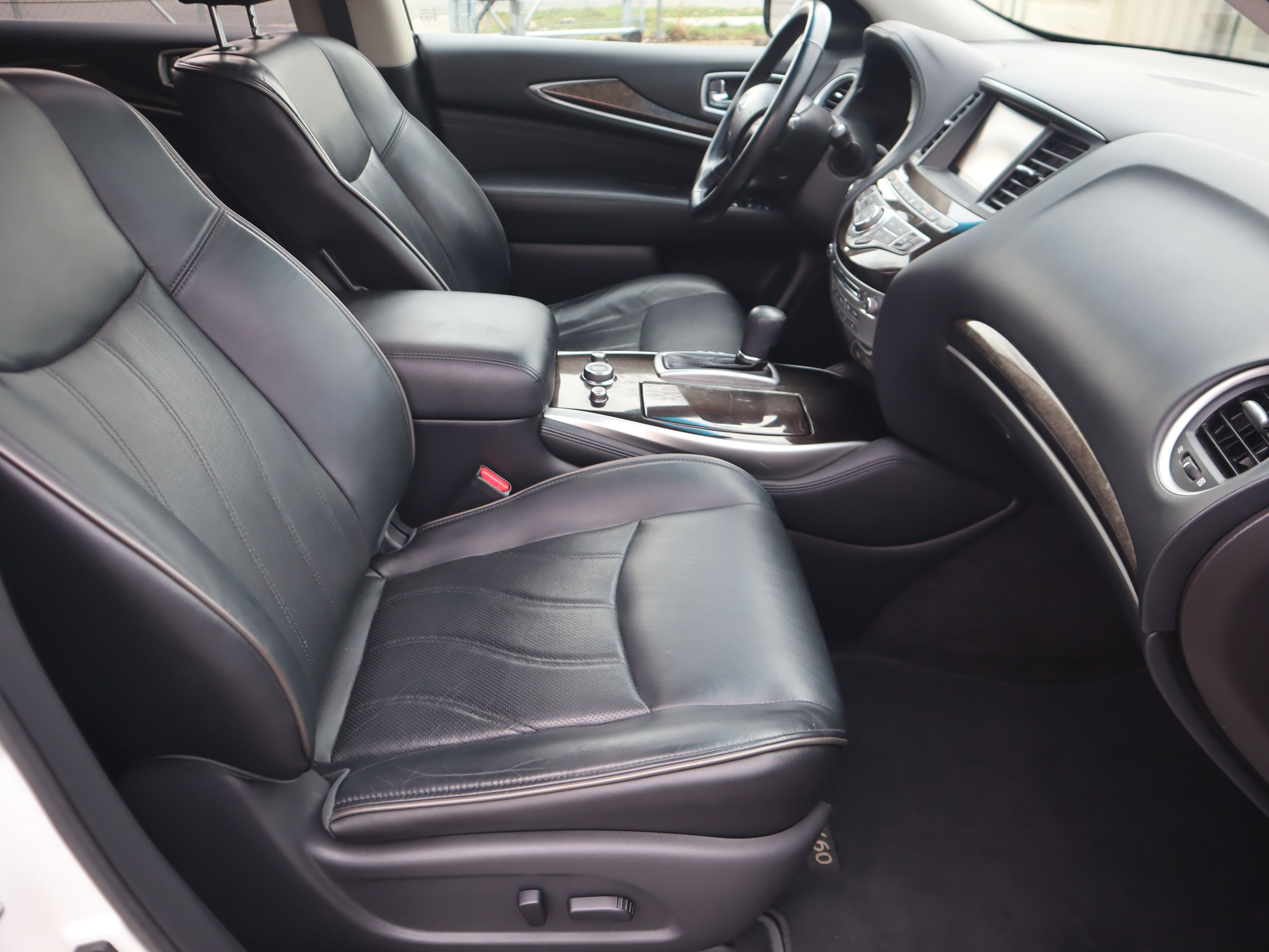 Infiniti QX60  2015 à Vancouver, Colombie-Britannique