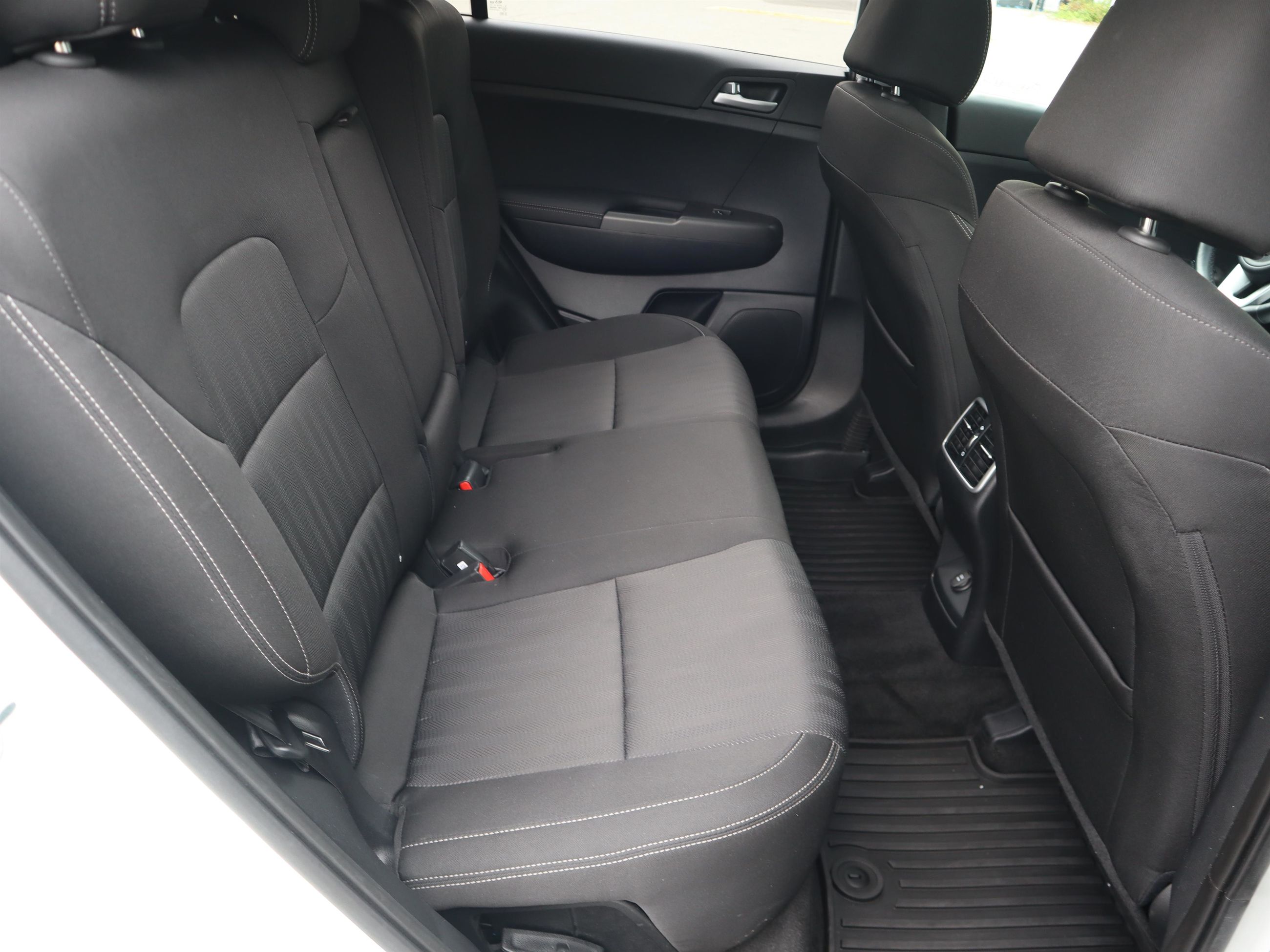 2021 Kia Sportage in Vancouver, British Columbia