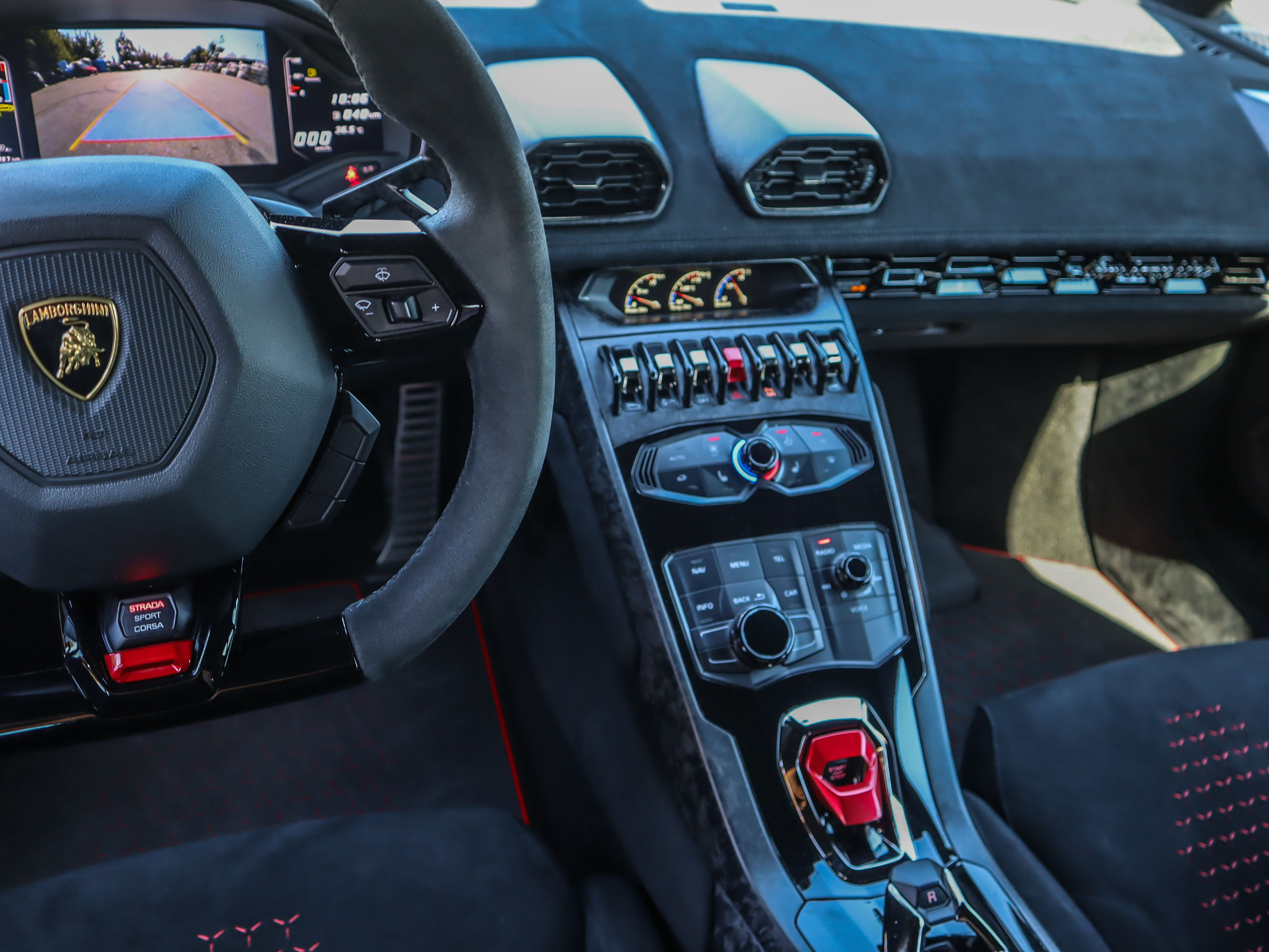 2019 Lamborghini Huracàn in Vancouver, British Columbia