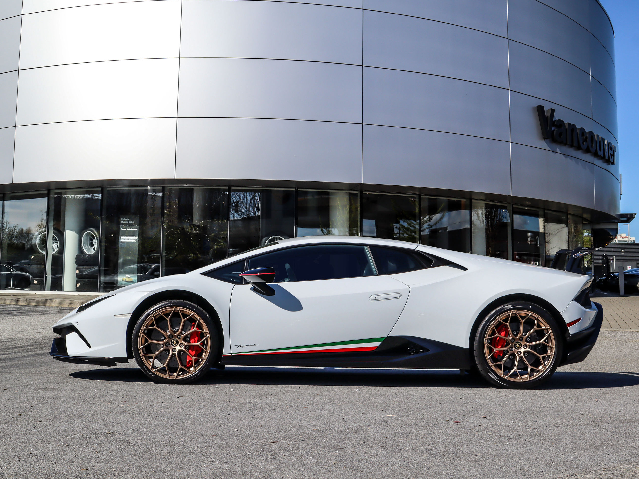 2019 Lamborghini Huracàn in Vancouver, British Columbia