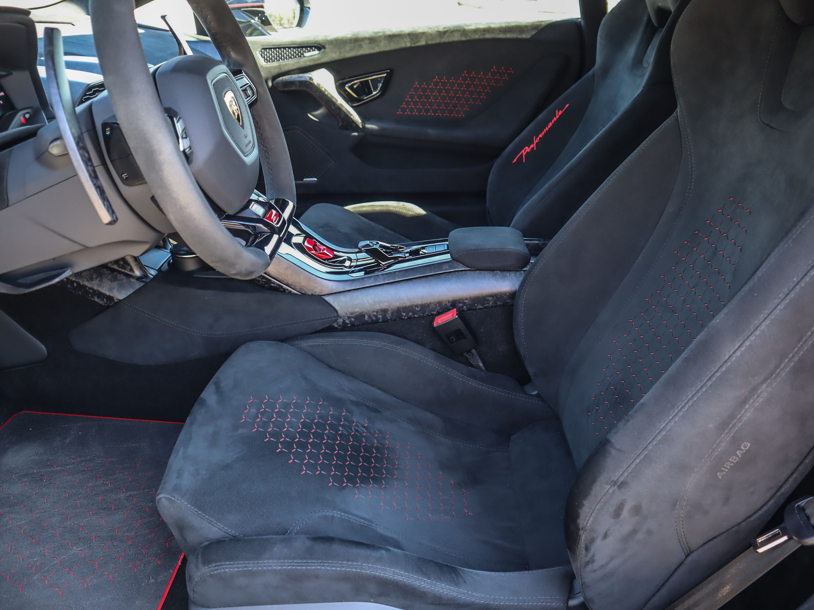 2019 Lamborghini Huracàn in Vancouver, British Columbia