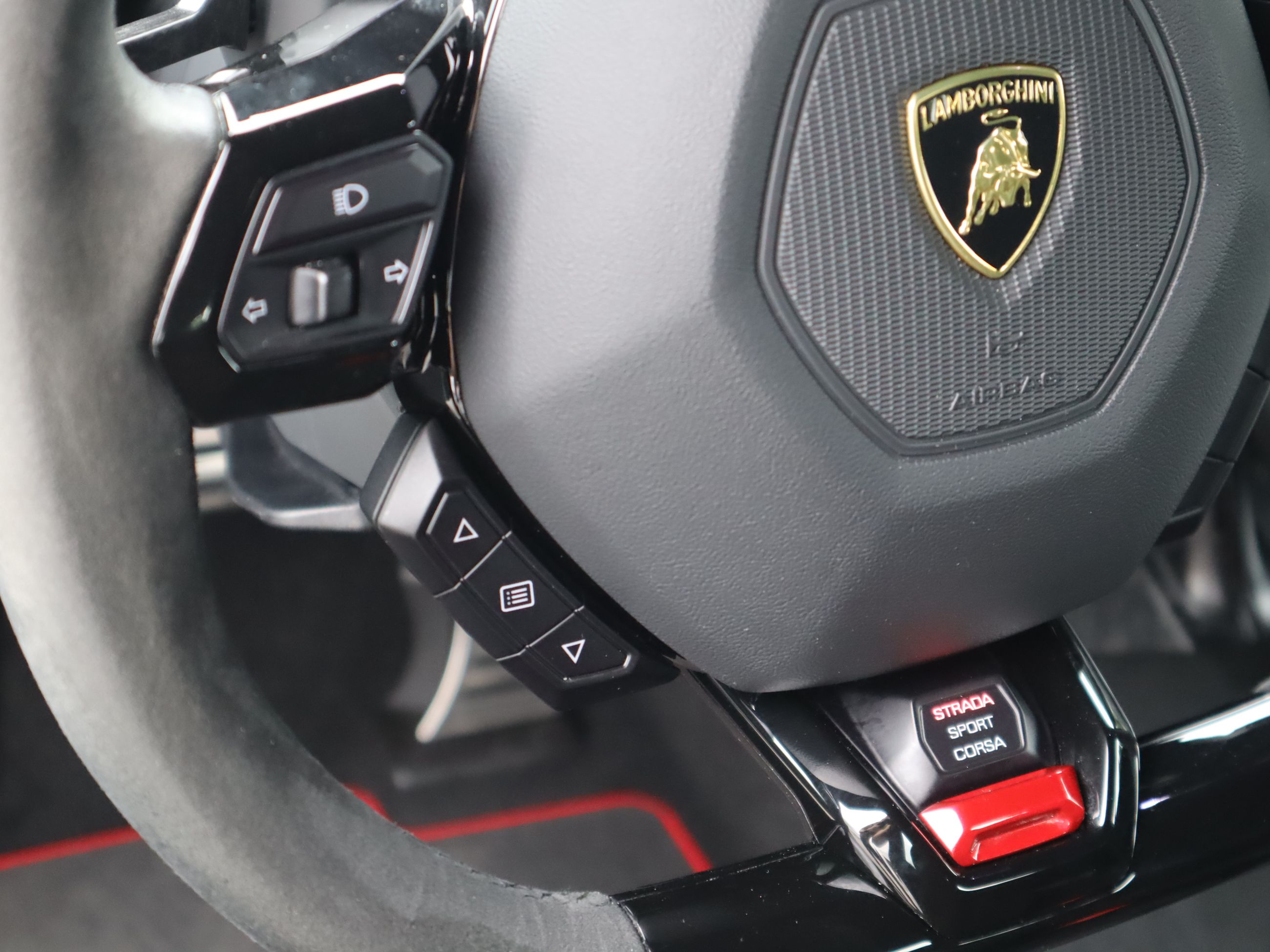 Lamborghini Huracàn  2019 à Vancouver, Colombie-Britannique