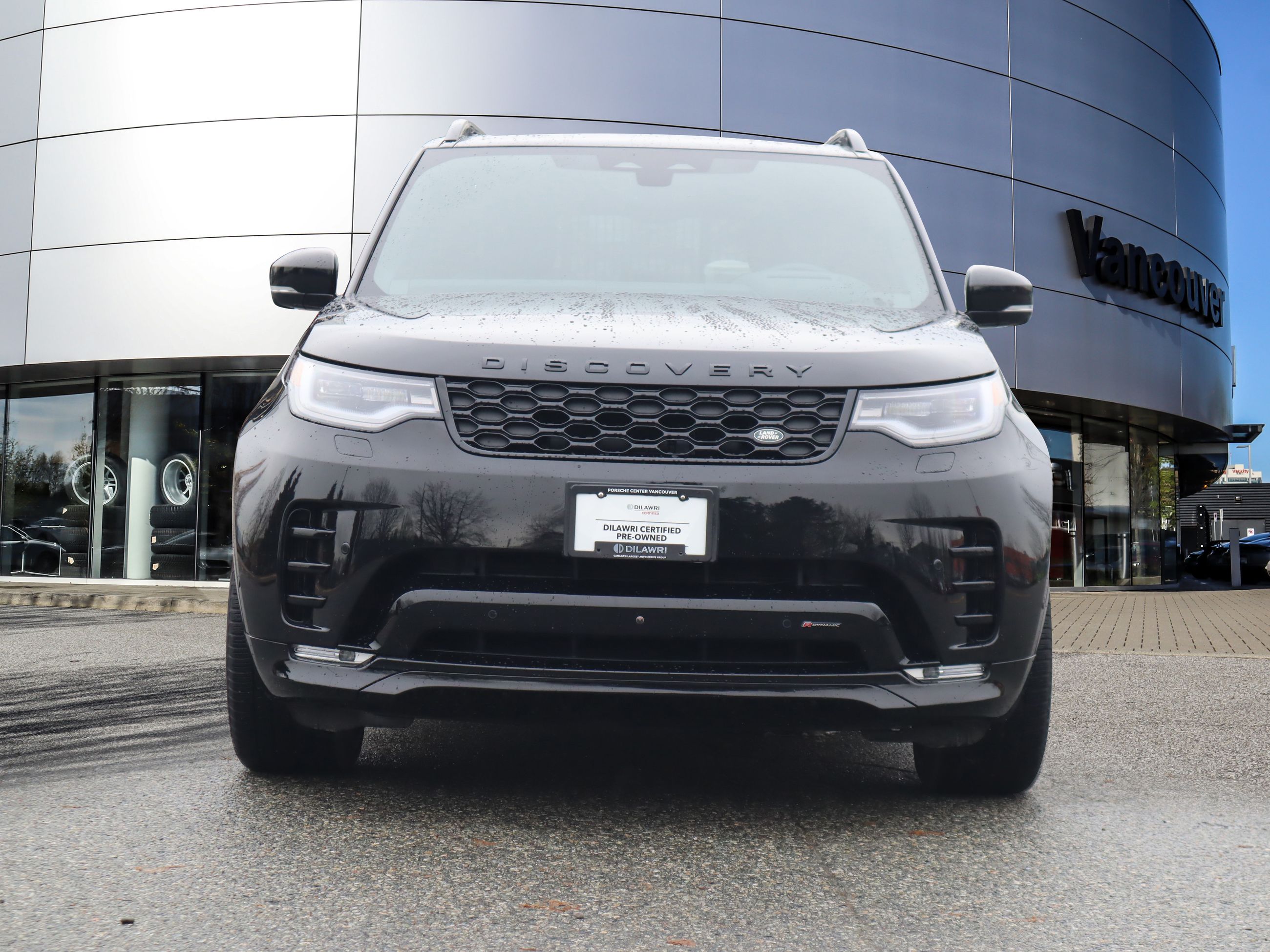 2023 Land Rover Discovery in Vancouver, British Columbia