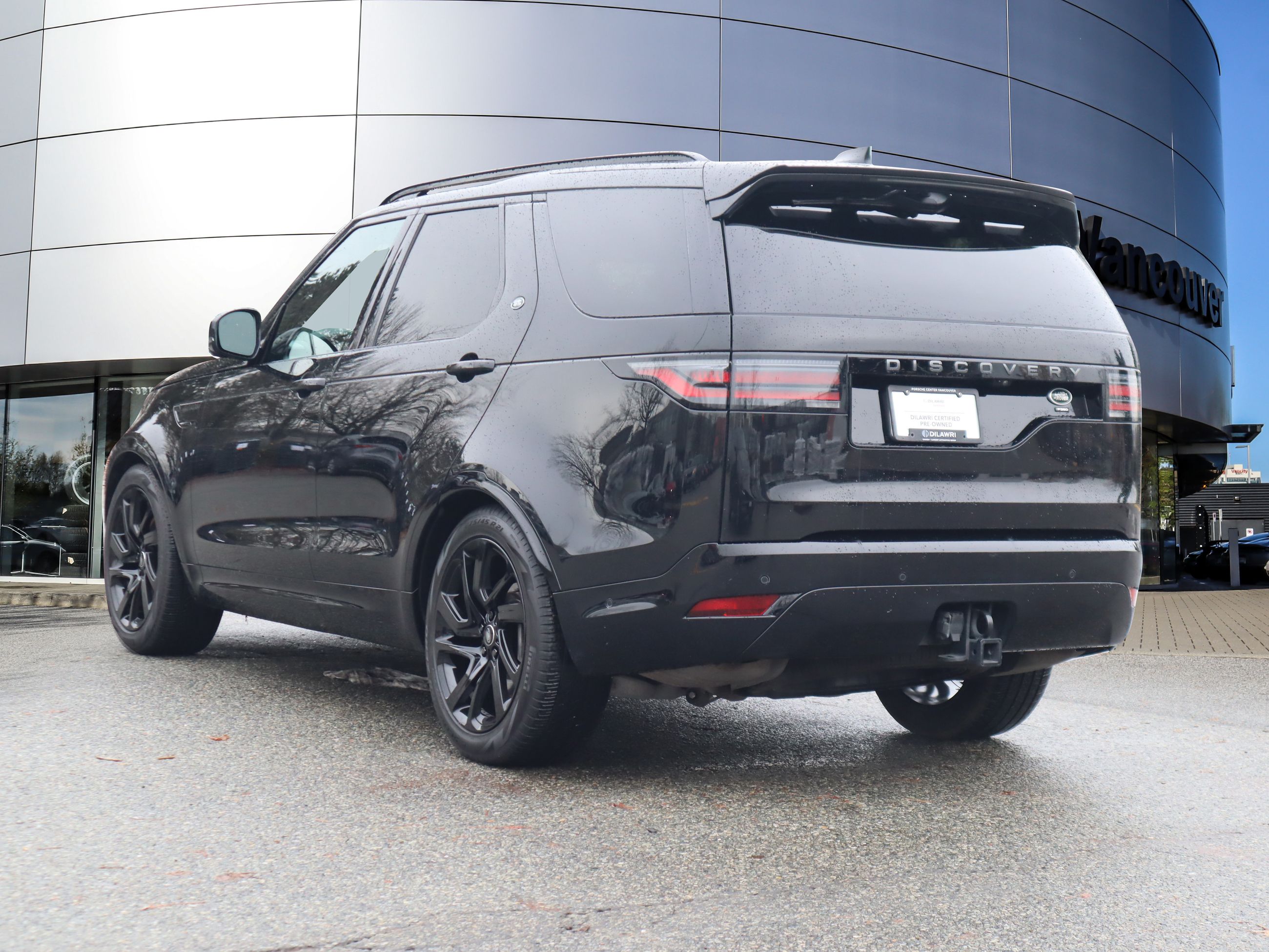 2023 Land Rover Discovery in Vancouver, British Columbia