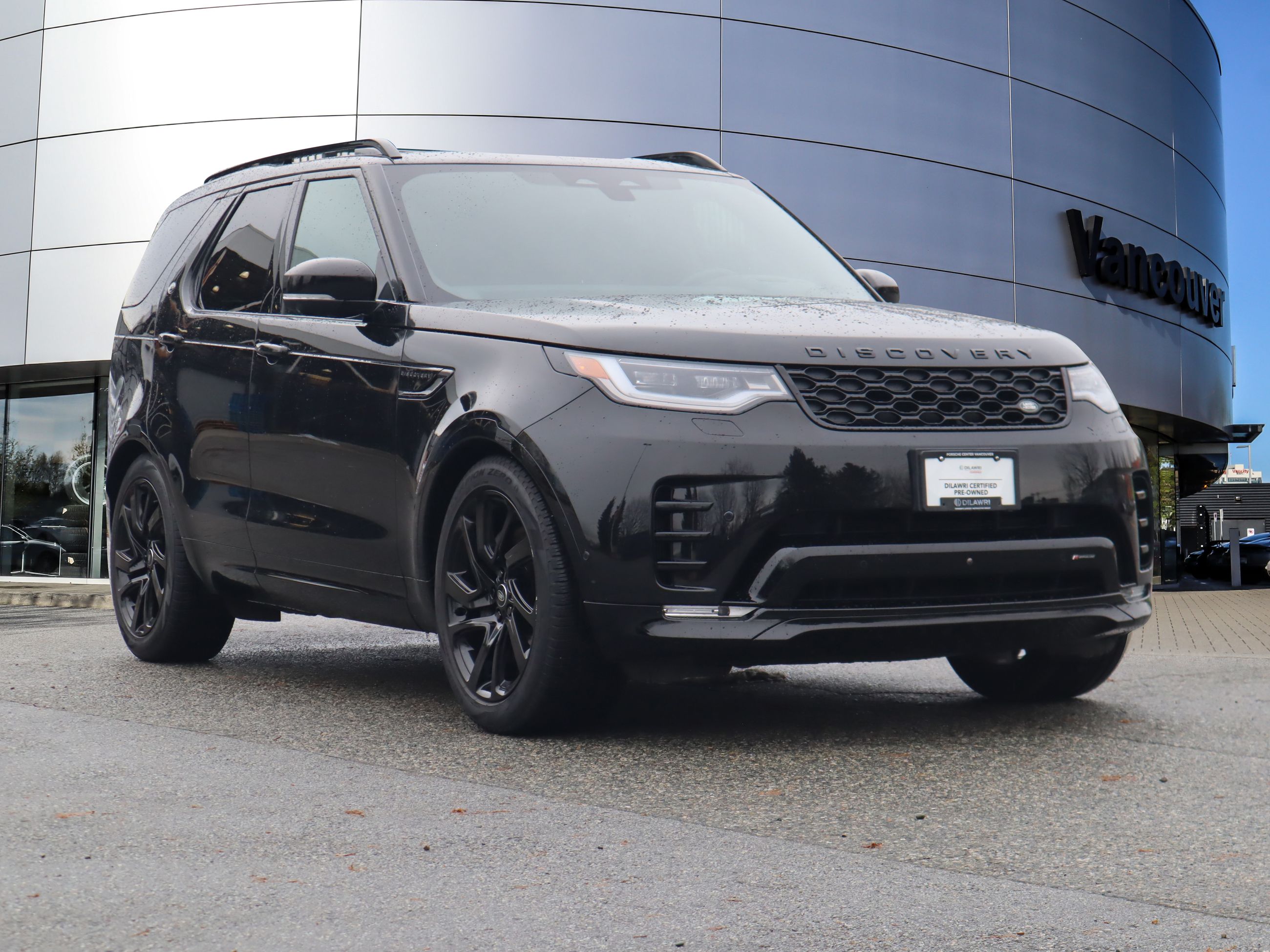 2023 Land Rover Discovery in Vancouver, British Columbia
