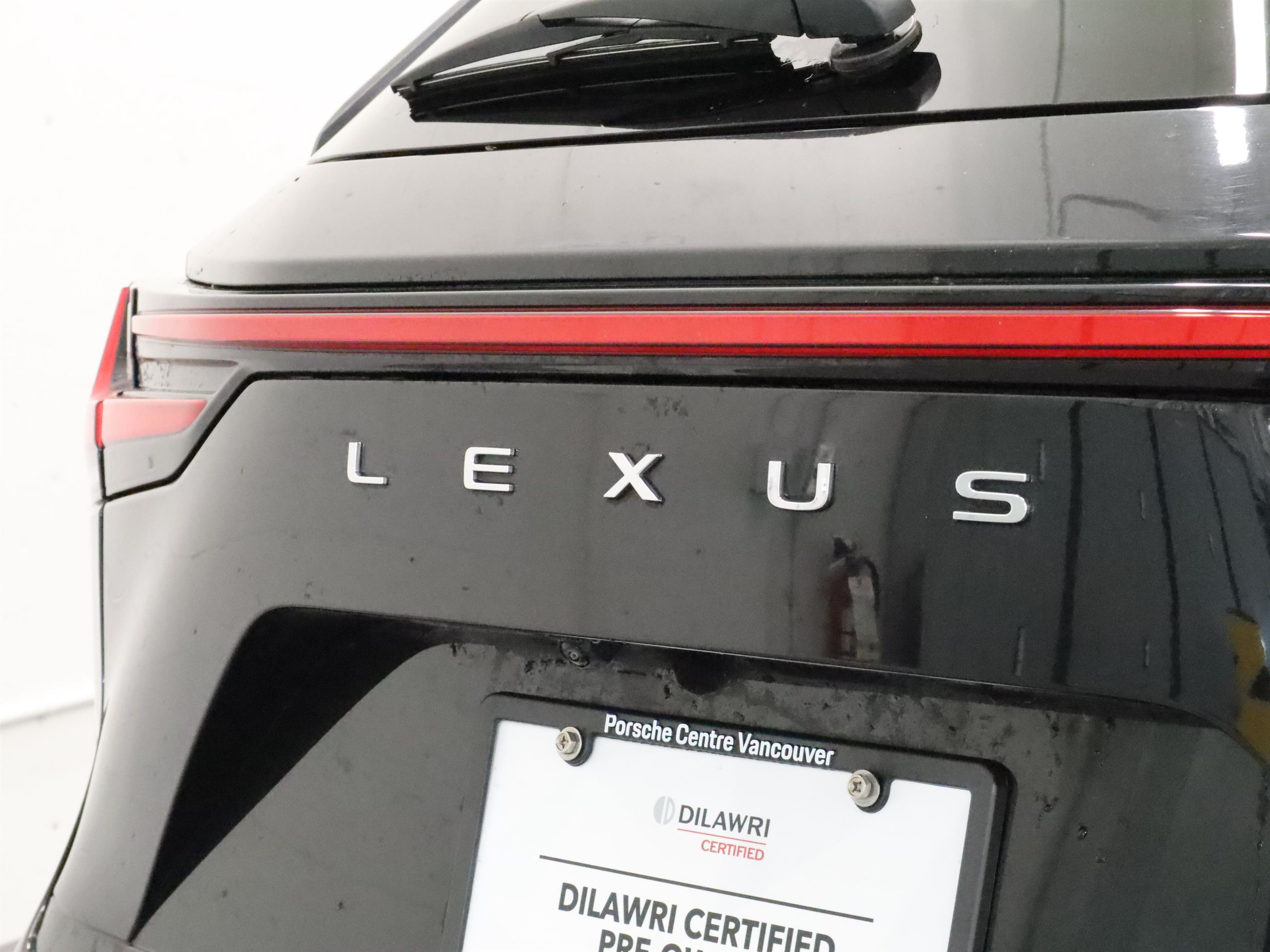 Lexus NXh  2024 à Vancouver, Colombie-Britannique