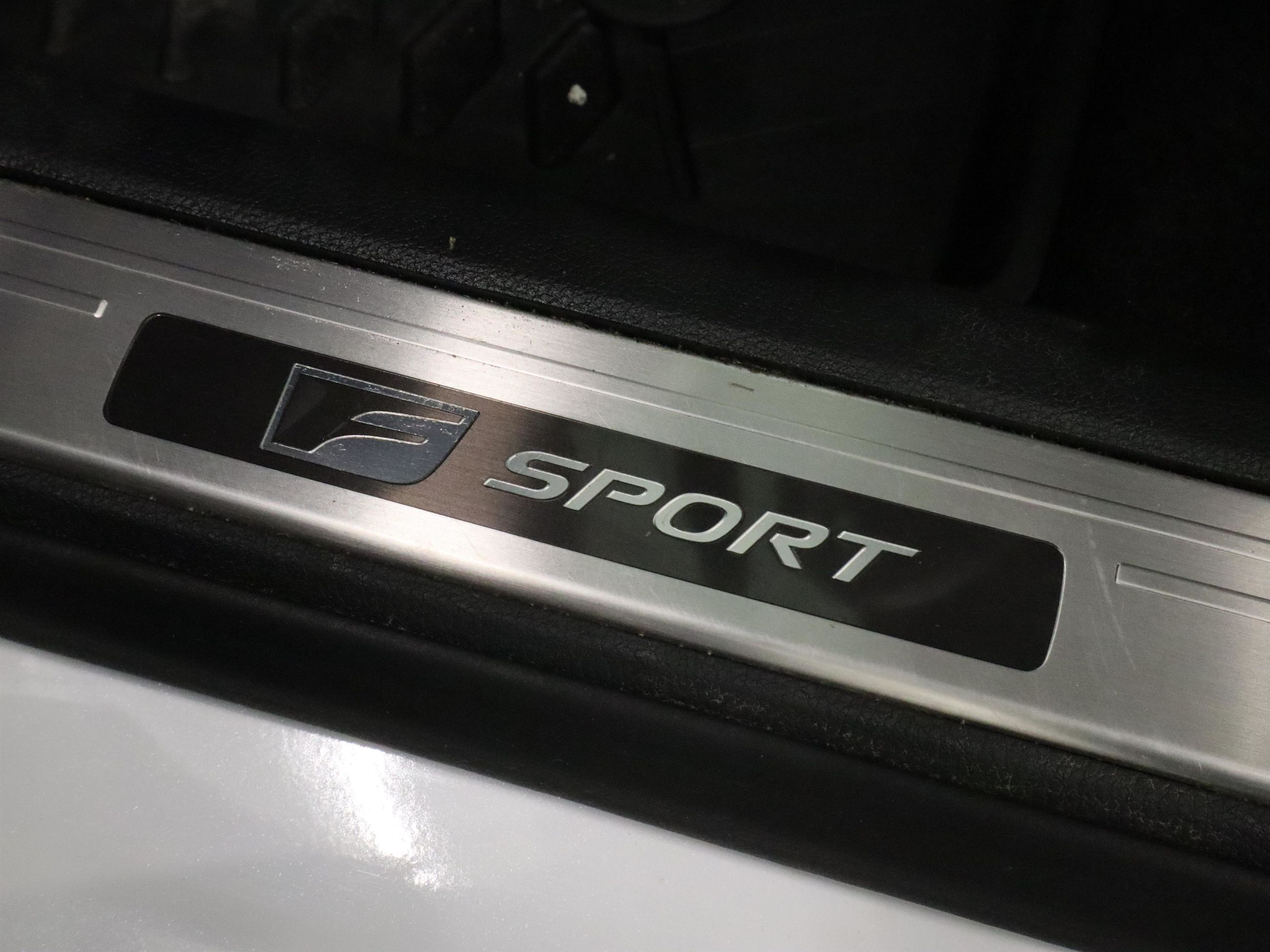 Lexus RX  2023 à Vancouver, Colombie-Britannique