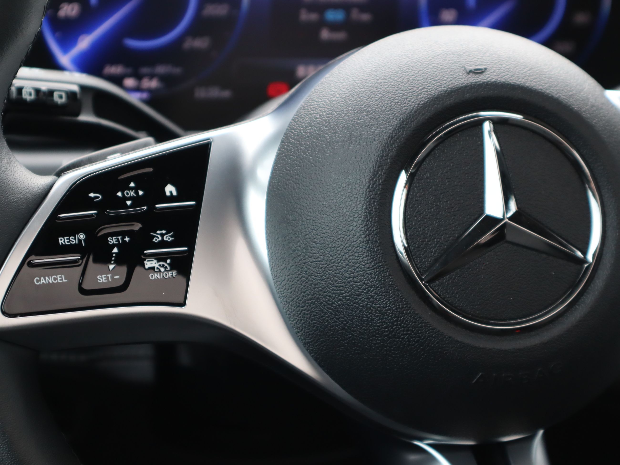 Mercedes-Benz EQE350  2023 à Vancouver, Colombie-Britannique