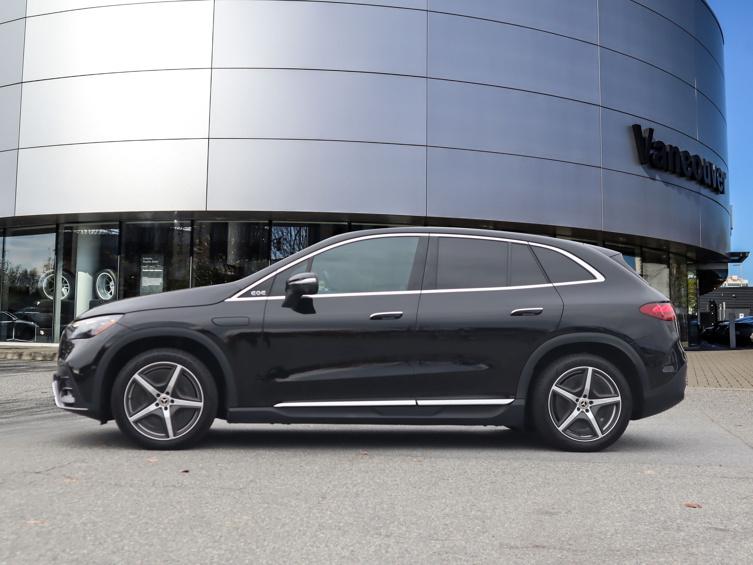 Mercedes-Benz EQE350  2023 à Vancouver, Colombie-Britannique