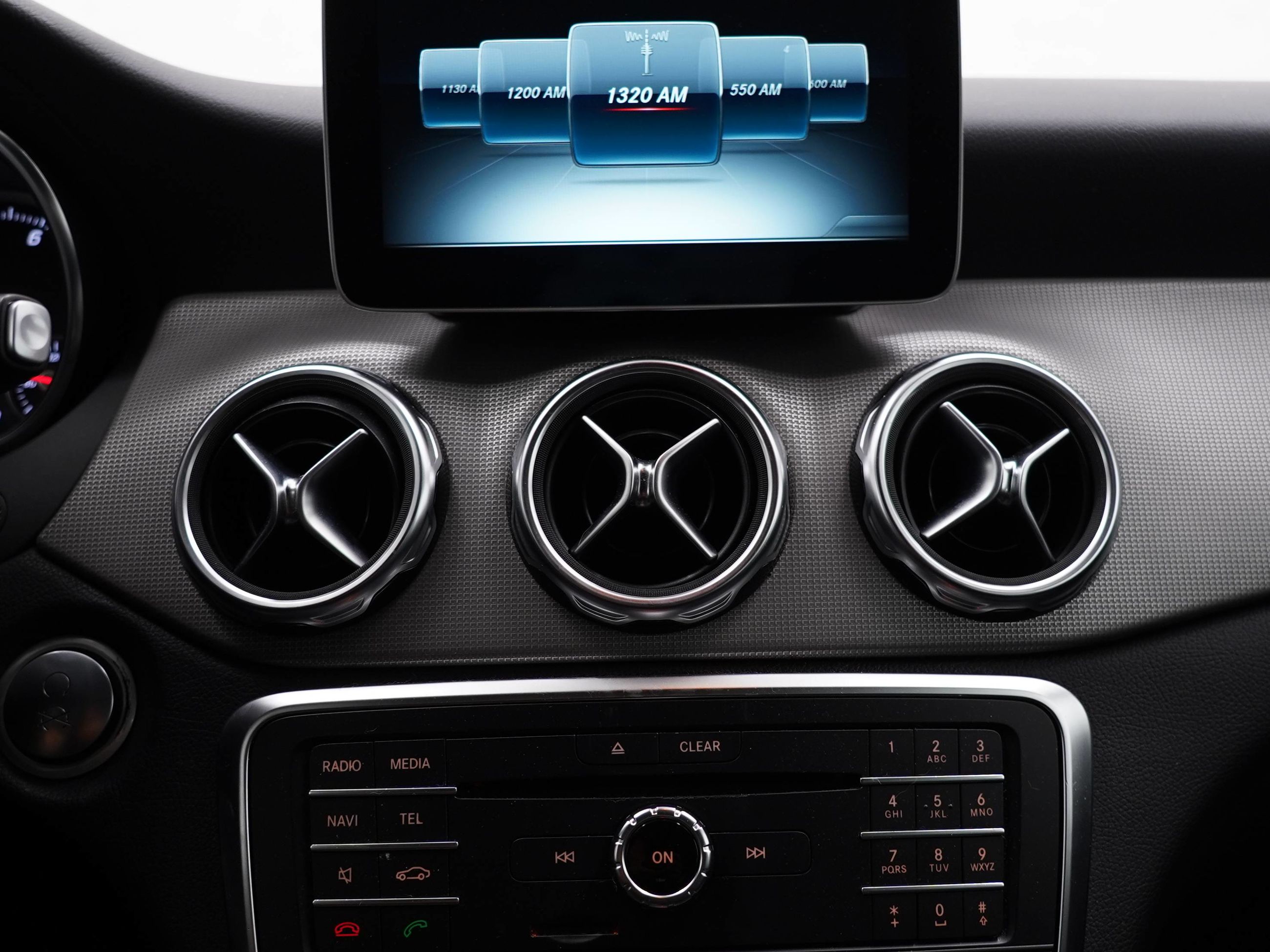 2018 Mercedes-Benz GLA250 in Vancouver, British Columbia
