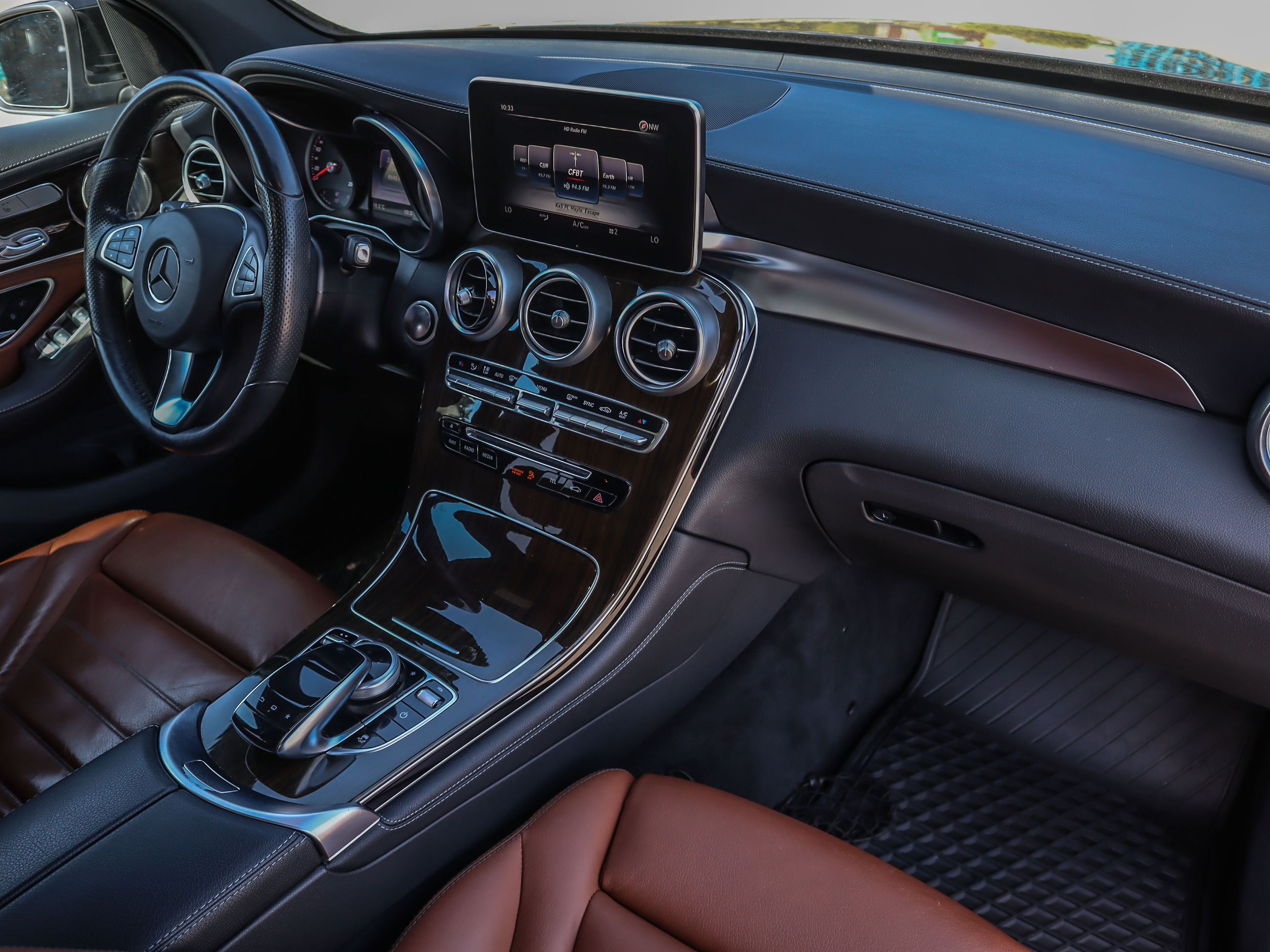 2016 Mercedes-Benz GLC300 in Vancouver, British Columbia